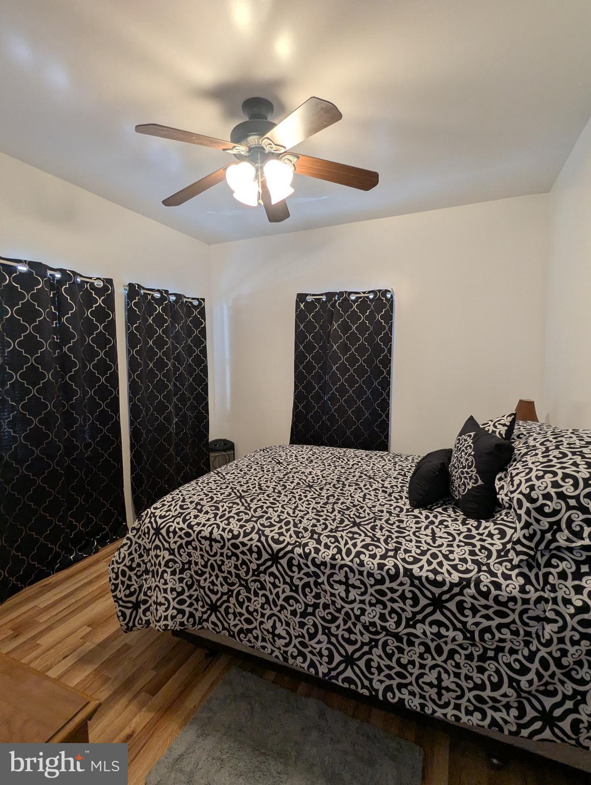 RIVER BEND - Land