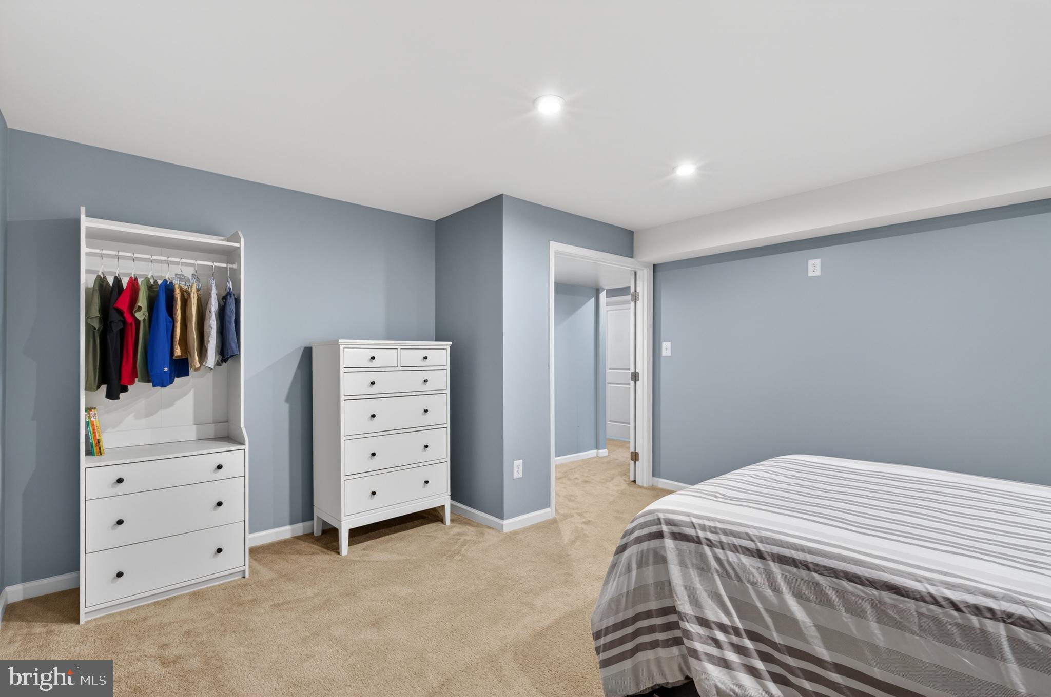 MARBURY - Residential