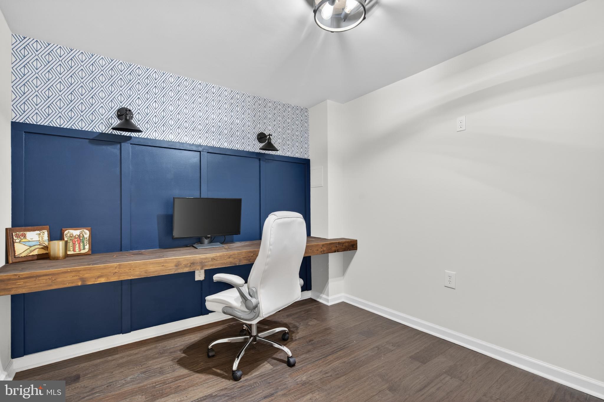 MARBURY - Residential