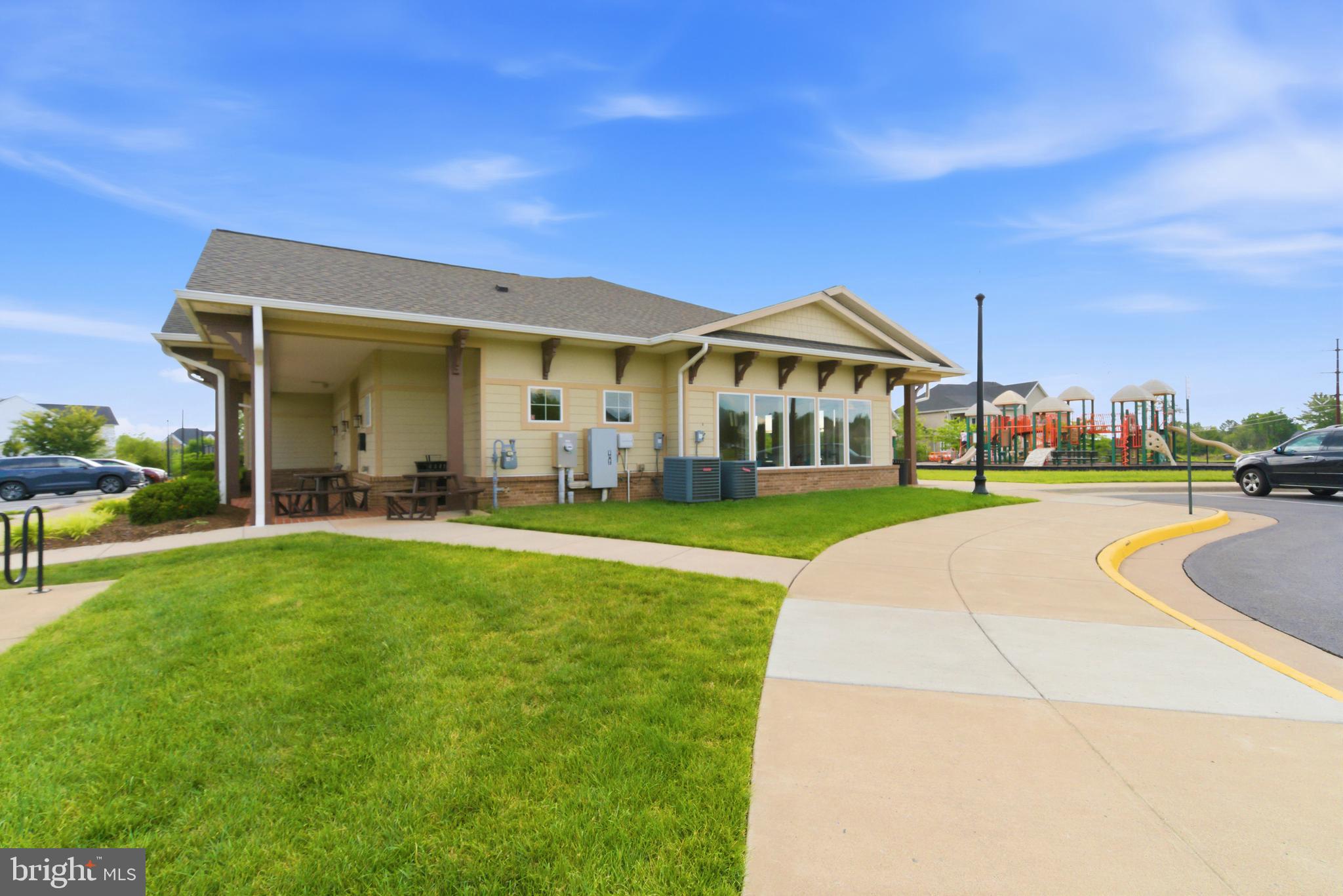 MARBURY - Residential