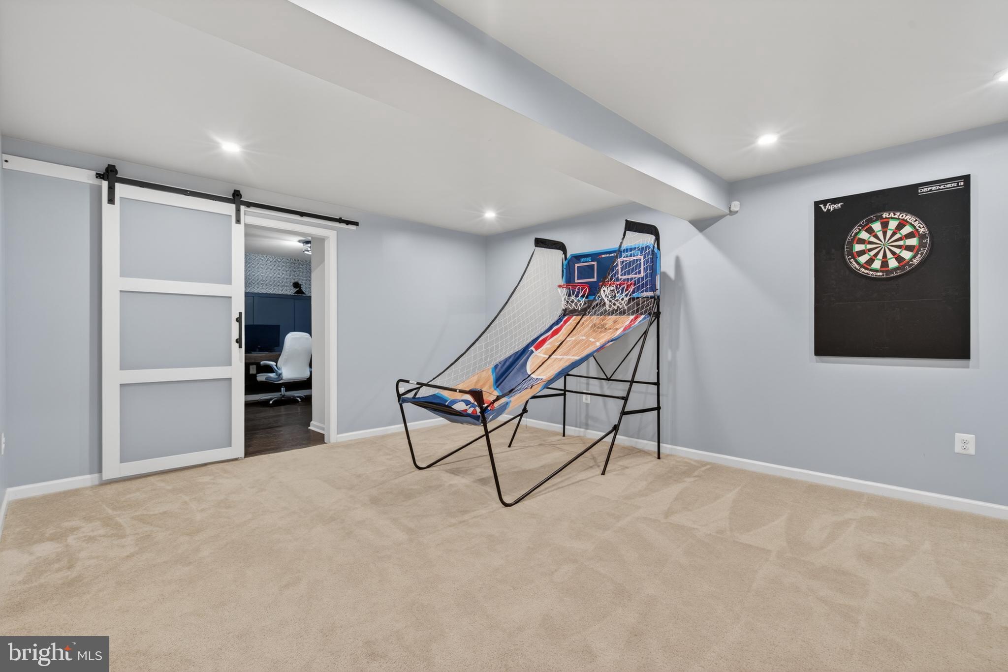 MARBURY - Residential