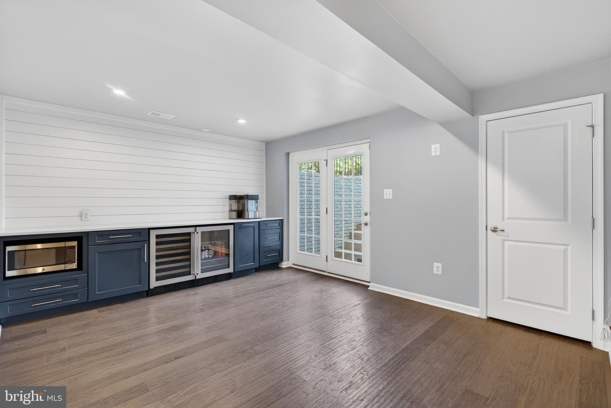 MARBURY - Residential