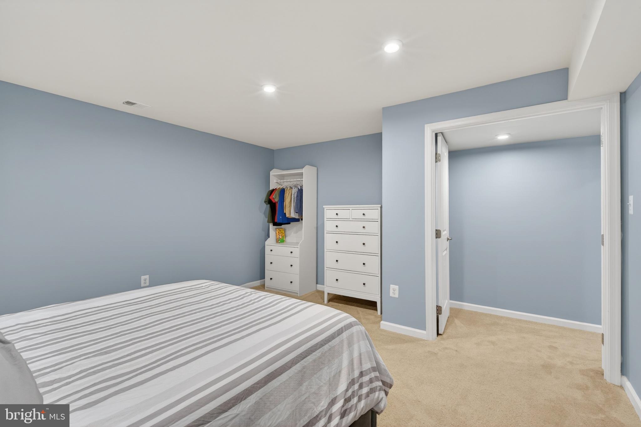 MARBURY - Residential