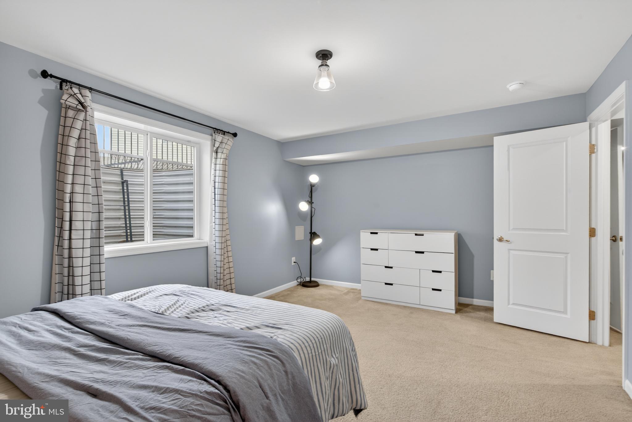 MARBURY - Residential