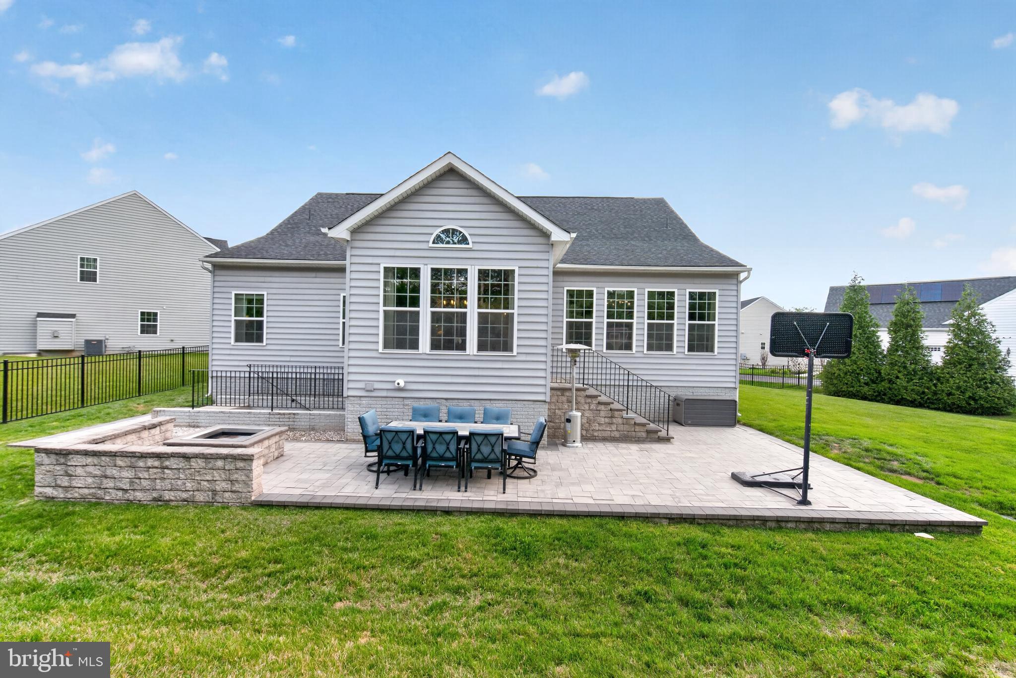 MARBURY - Residential