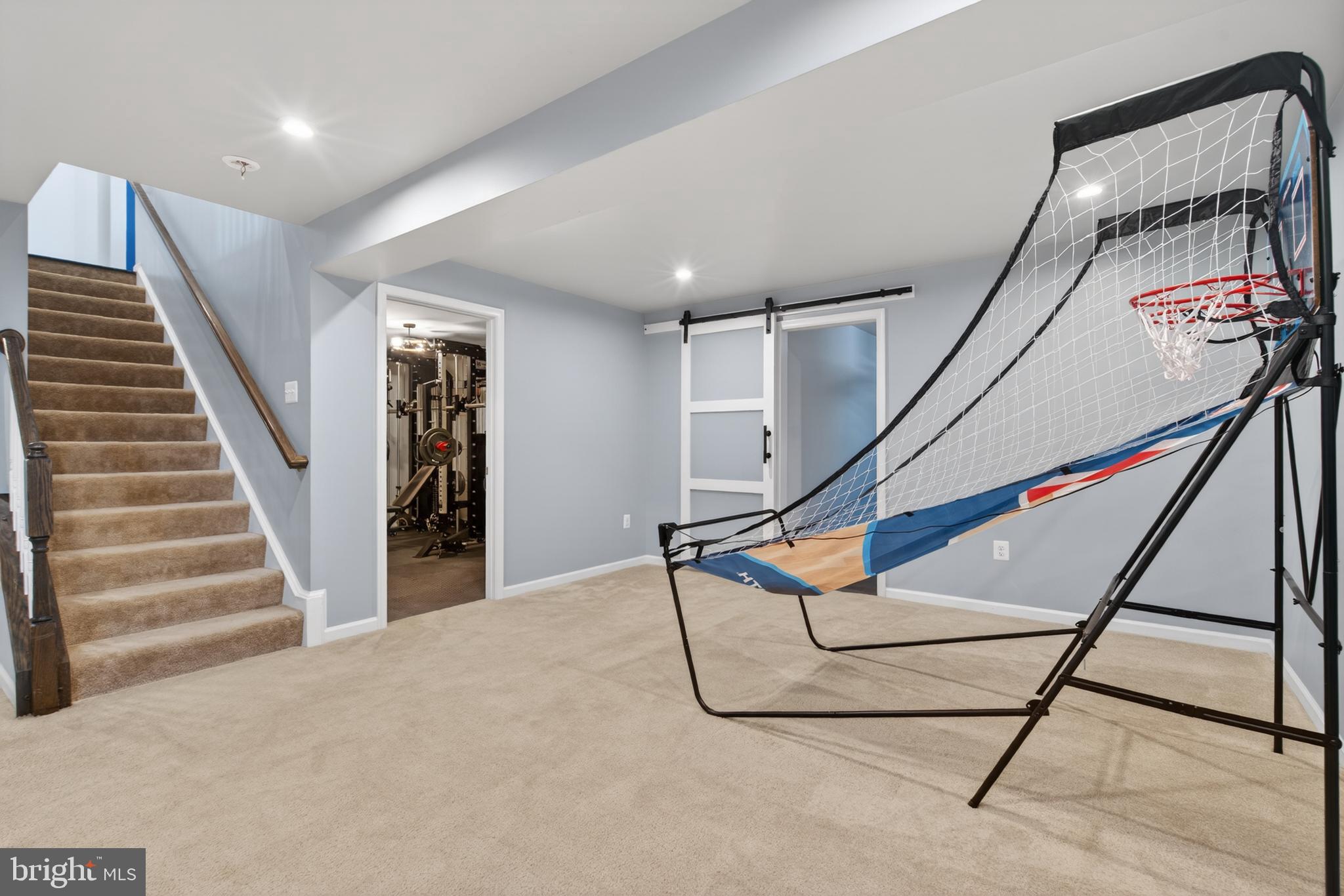 MARBURY - Residential