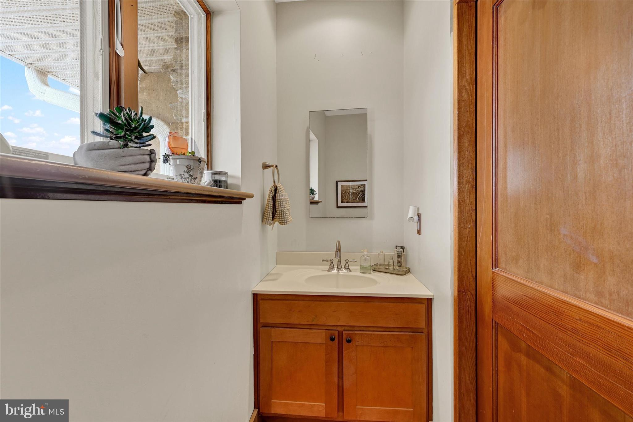 AIRVILLE - Farm