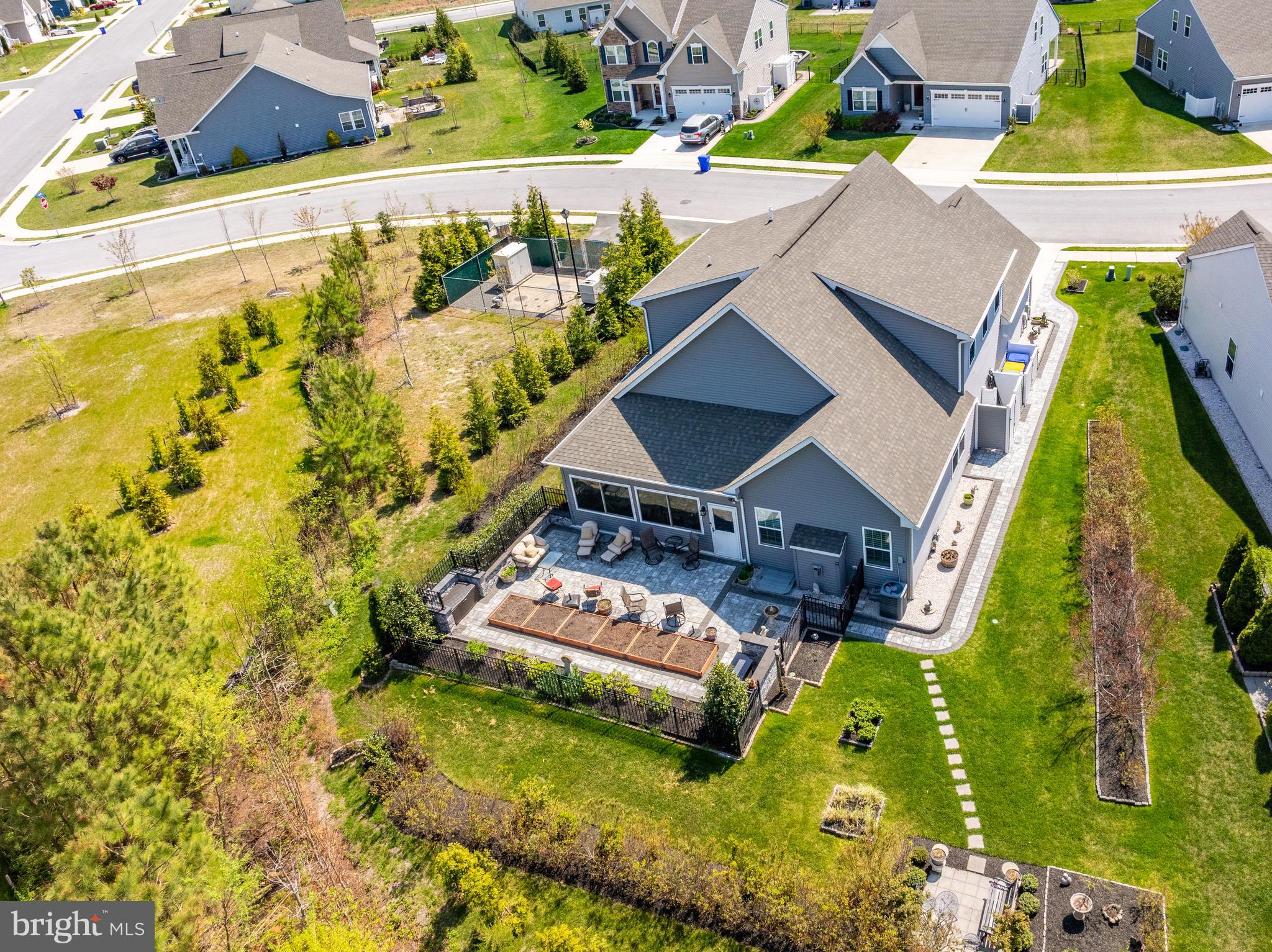 SILVER WOODS - Residential