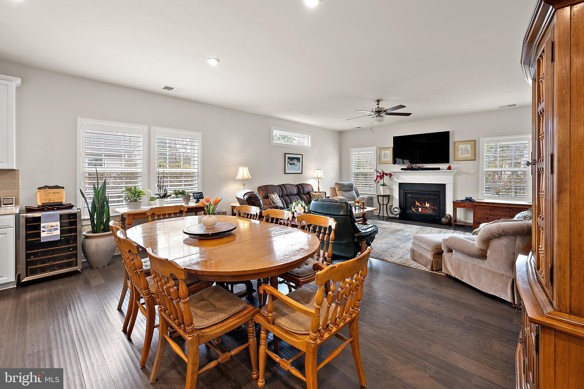 SILVER WOODS - Residential