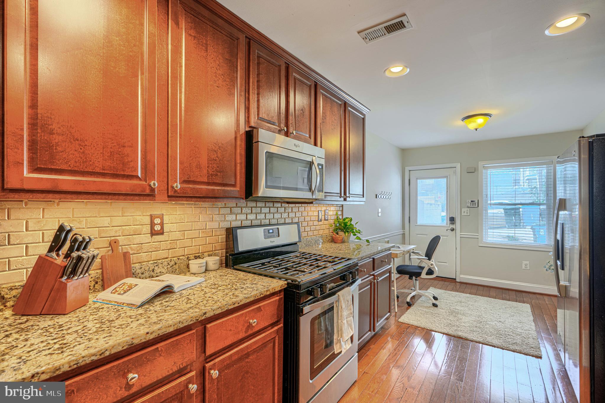 CANTON - Residential