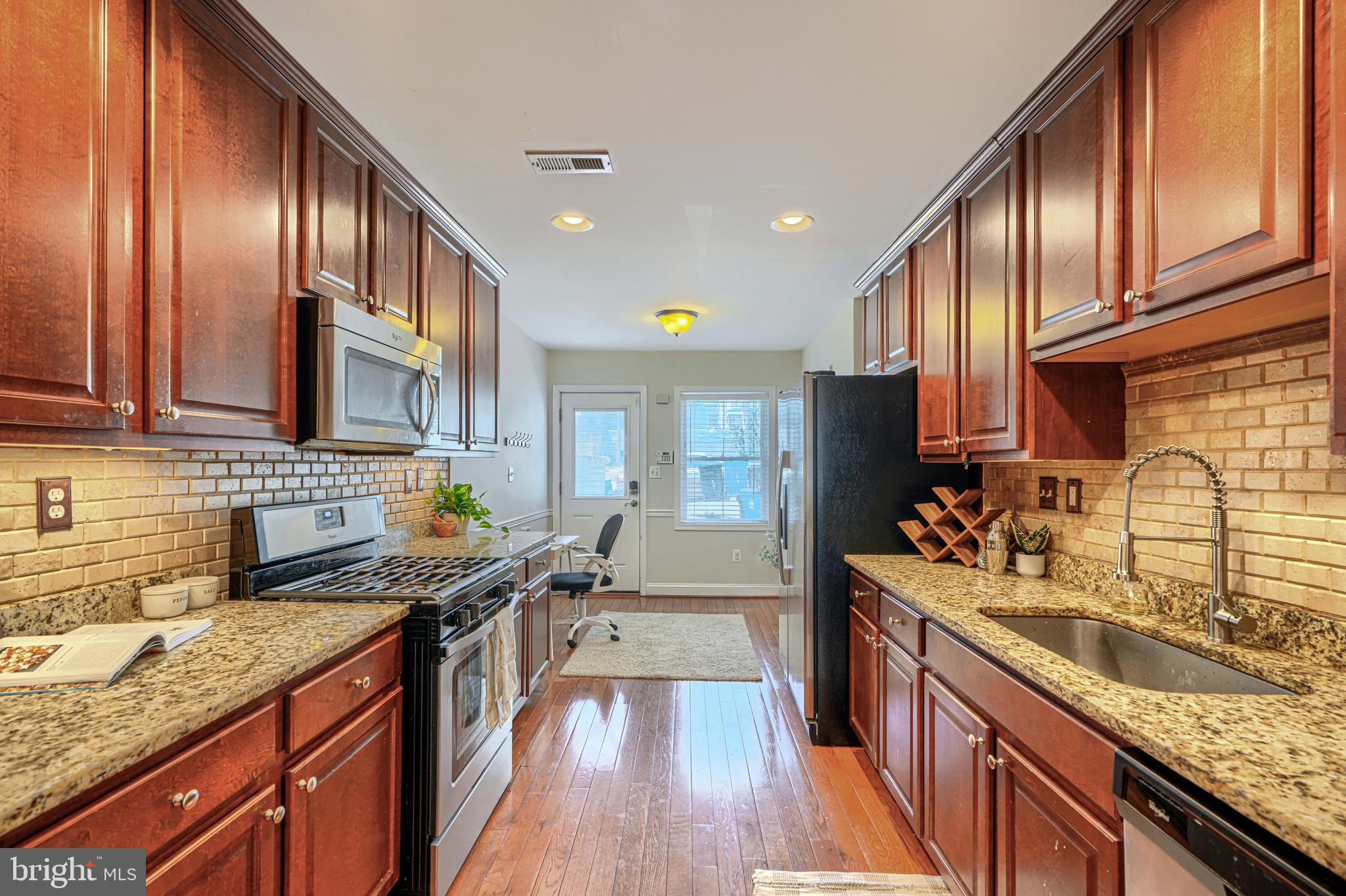 CANTON - Residential
