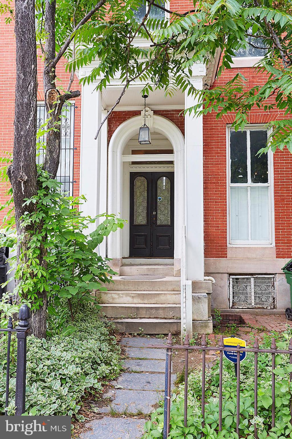 FRANKLIN SQUARE HISTORIC DISTRICT - Residential