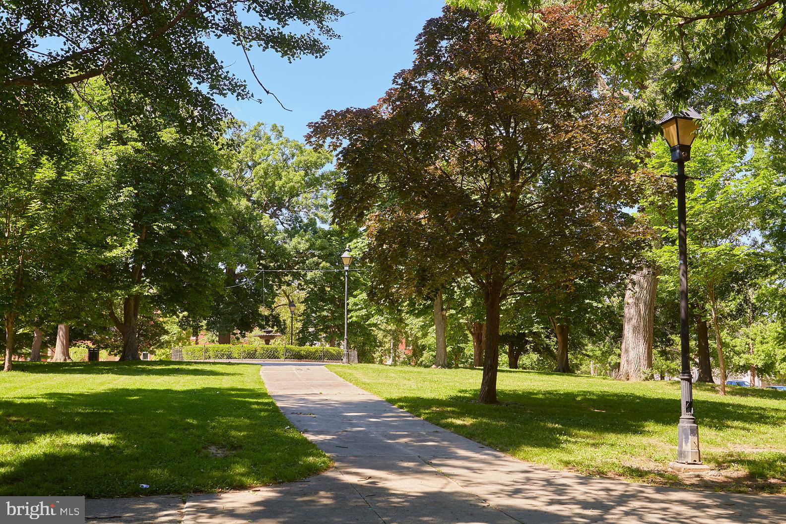 FRANKLIN SQUARE HISTORIC DISTRICT - Residential