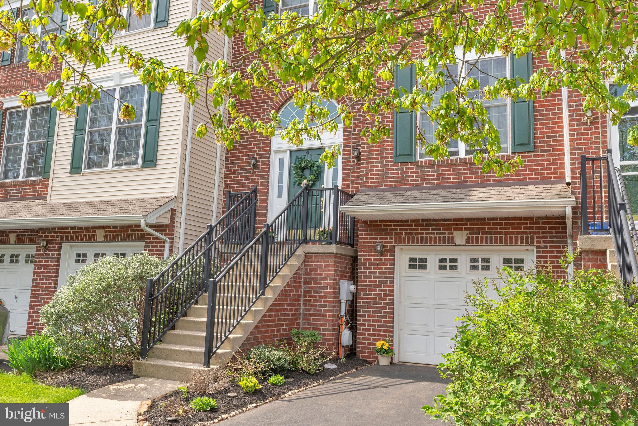 ARBOR POINT - Residential