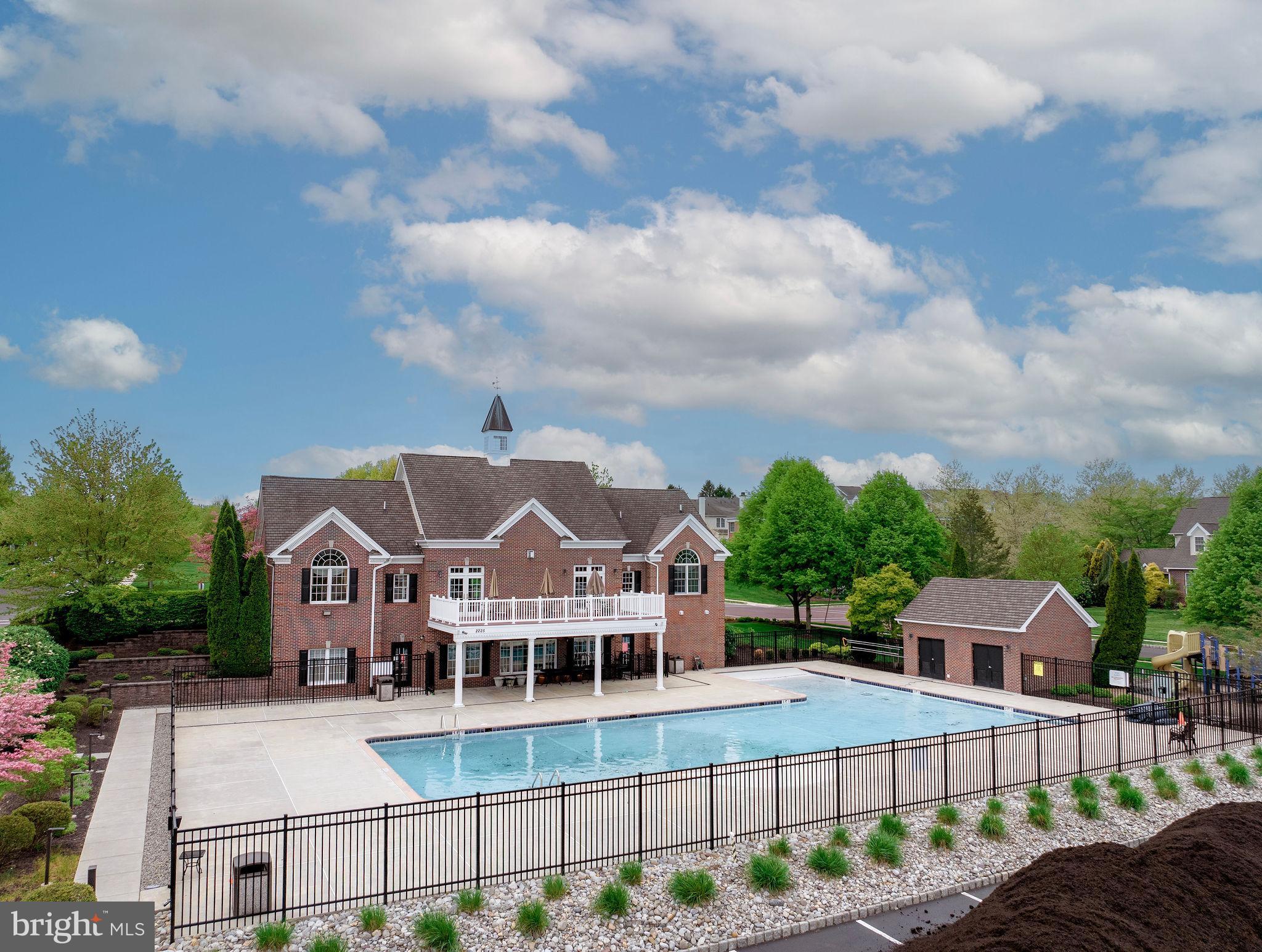 ARBOR POINT - Residential