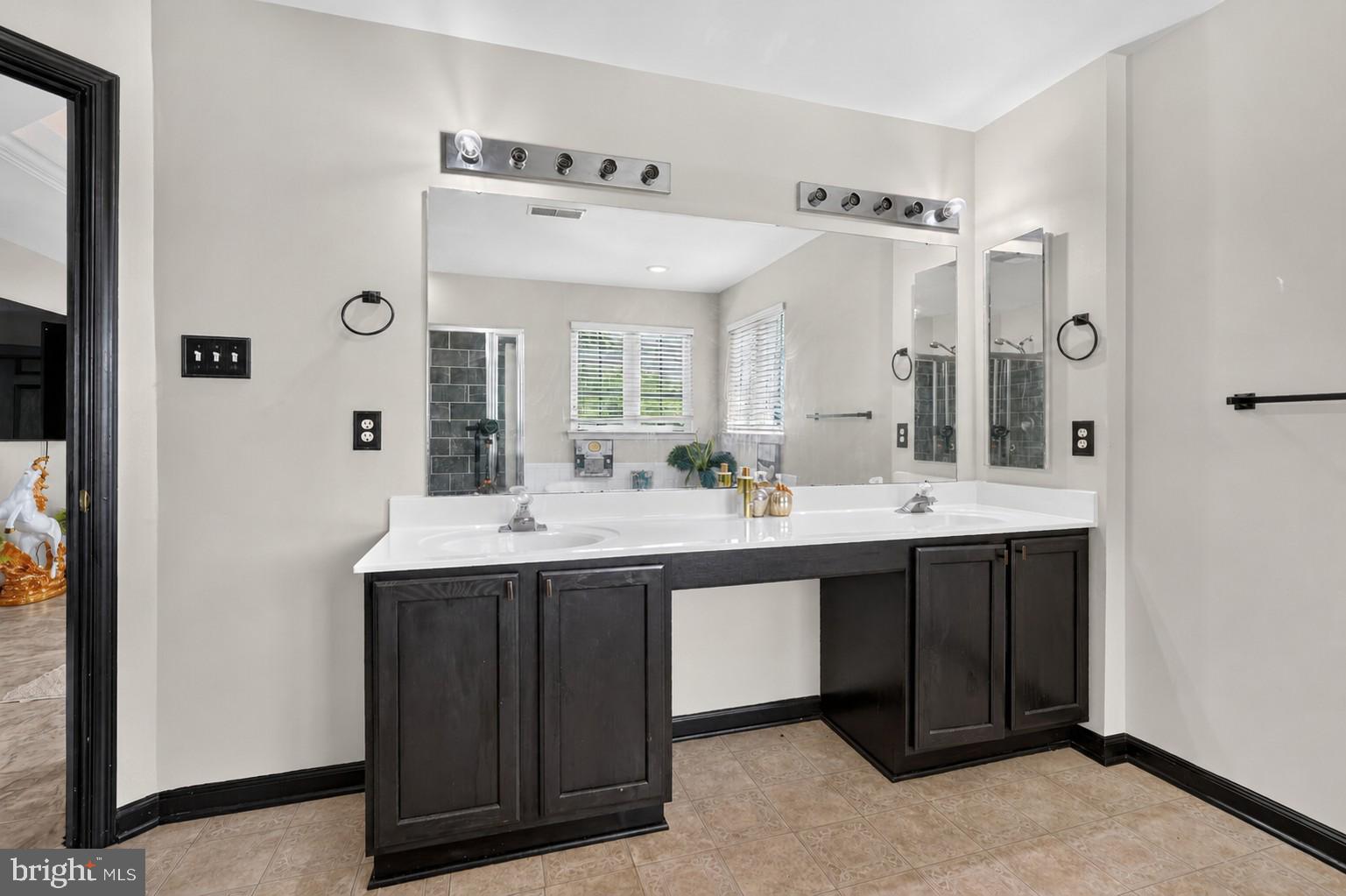 MARY-CATHERINE ESTATES - Residential