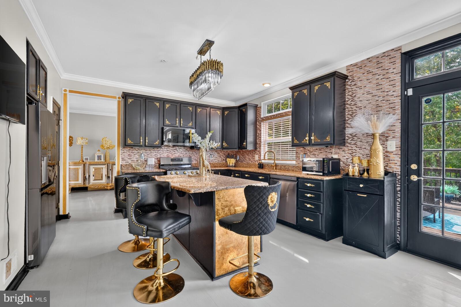 MARY-CATHERINE ESTATES - Residential