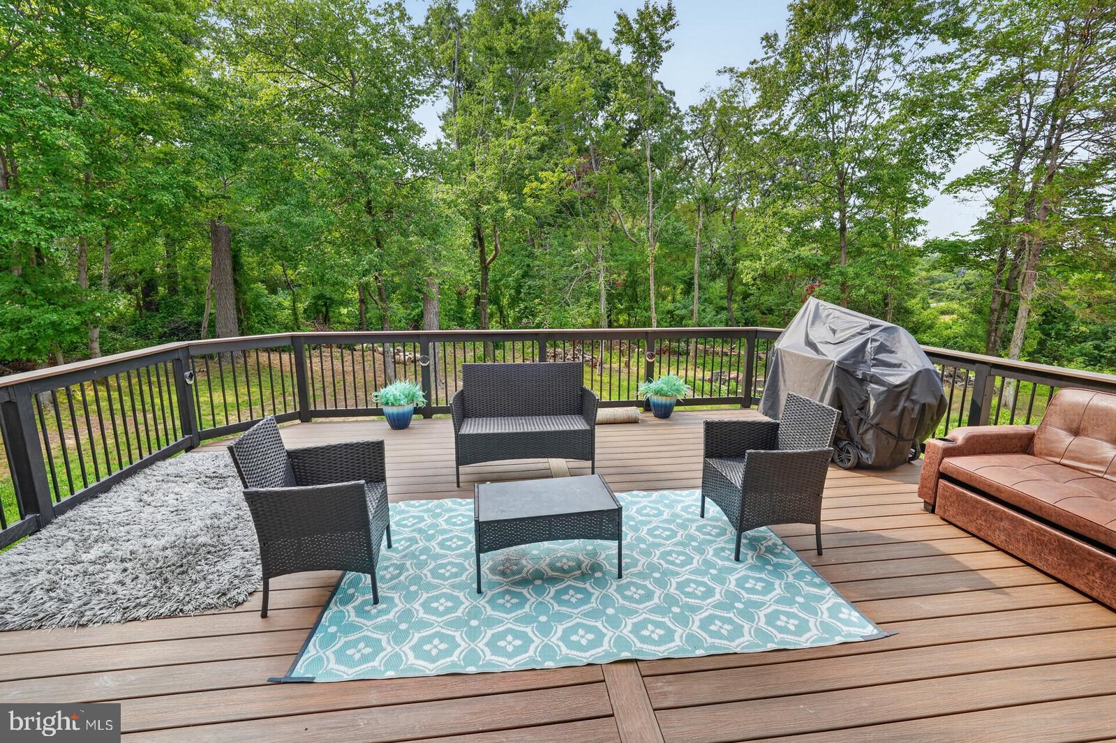 MARY-CATHERINE ESTATES - Residential