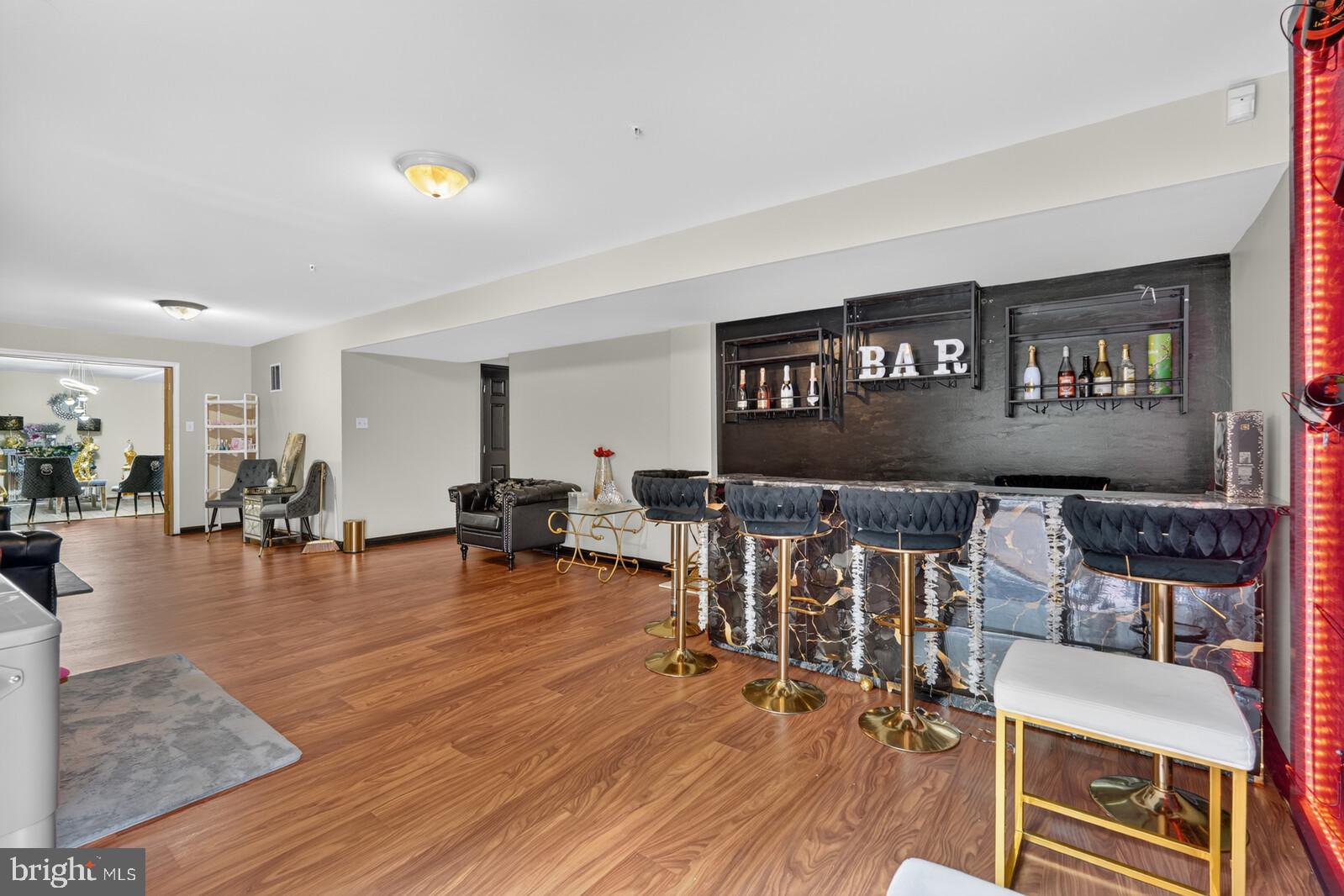 MARY-CATHERINE ESTATES - Residential