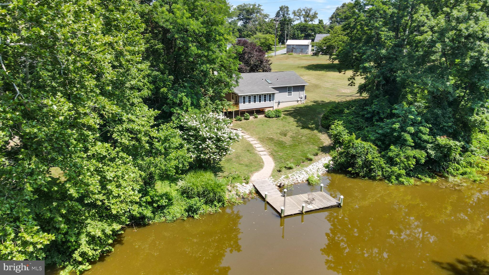 RIVERS EDGE - Residential