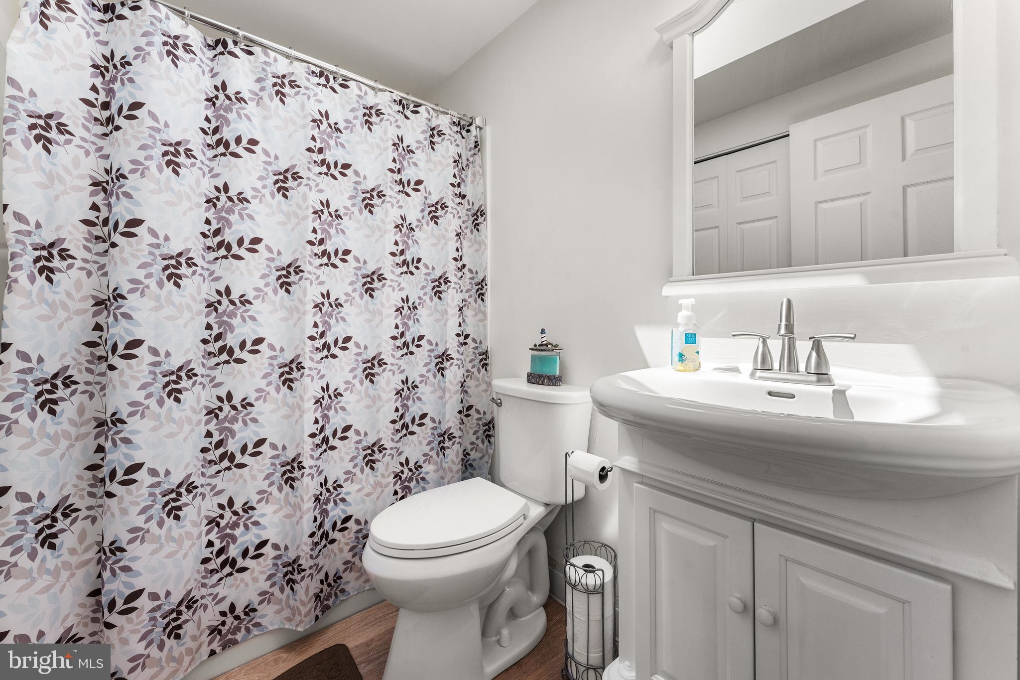 RIVERS EDGE - Residential