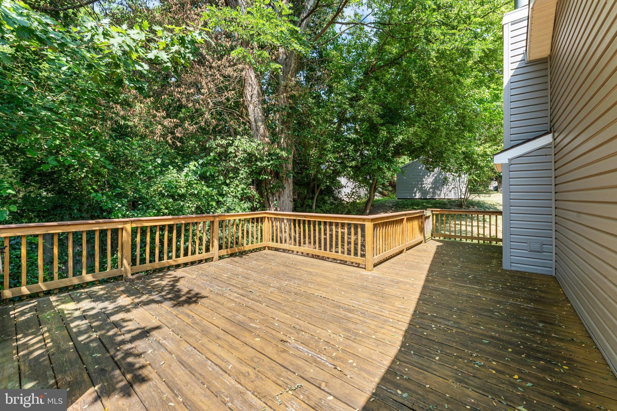 RIVERS EDGE - Residential