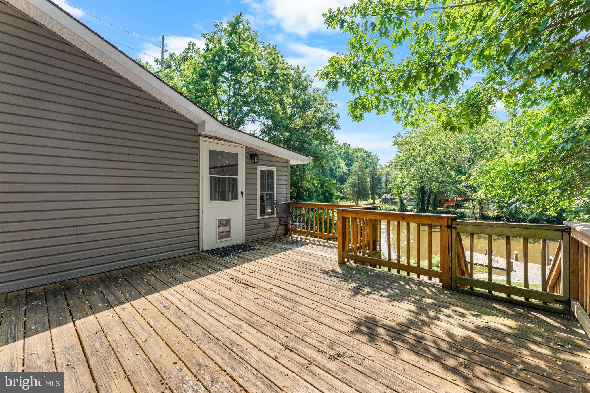 RIVERS EDGE - Residential