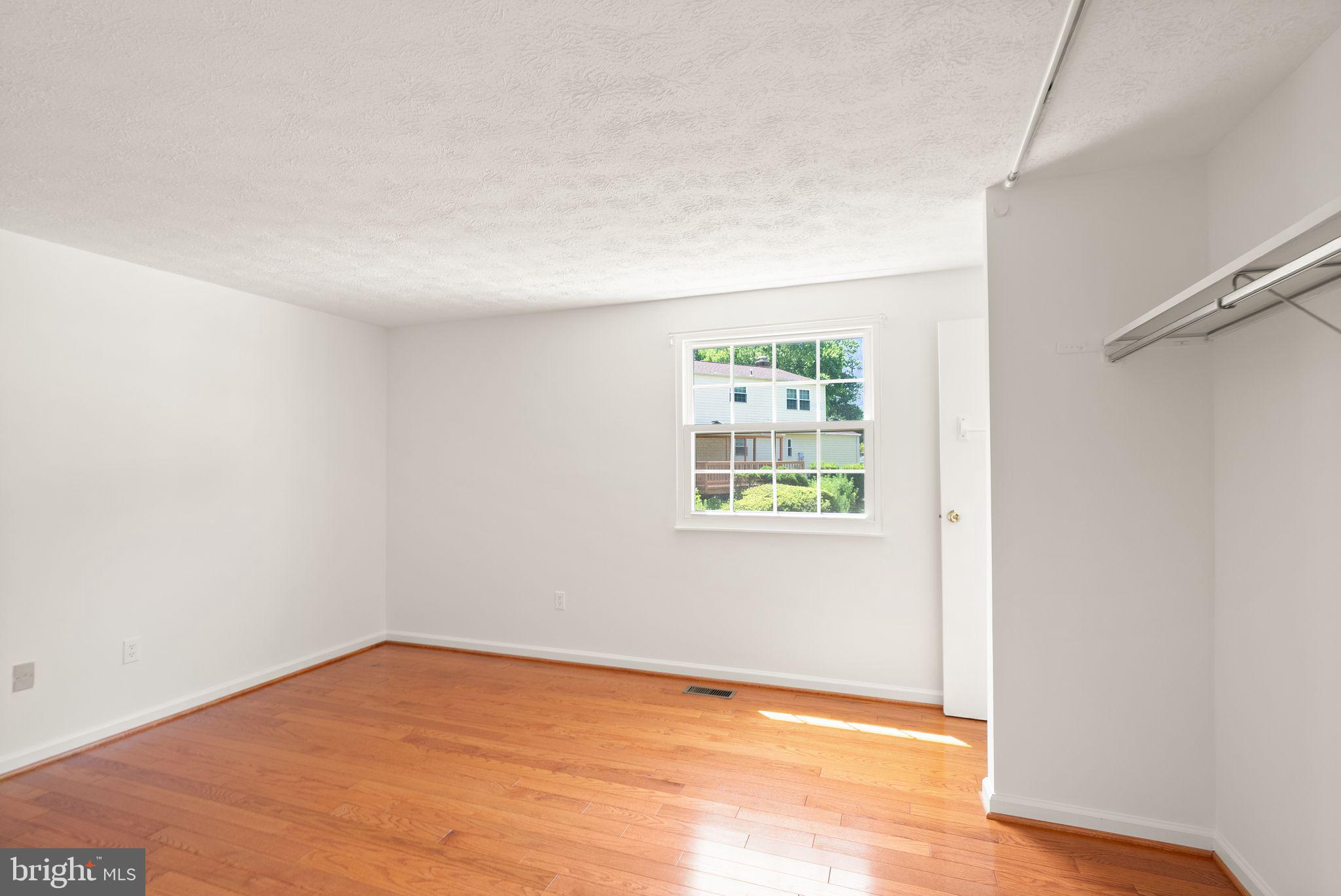 CARDINAL GLEN - Residential