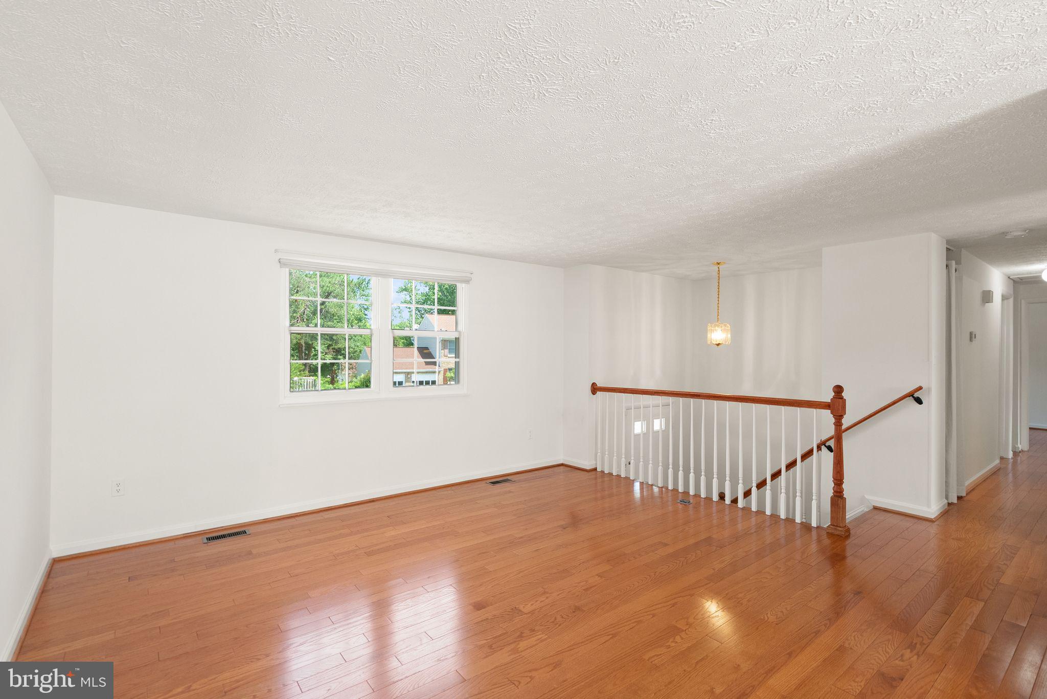 CARDINAL GLEN - Residential