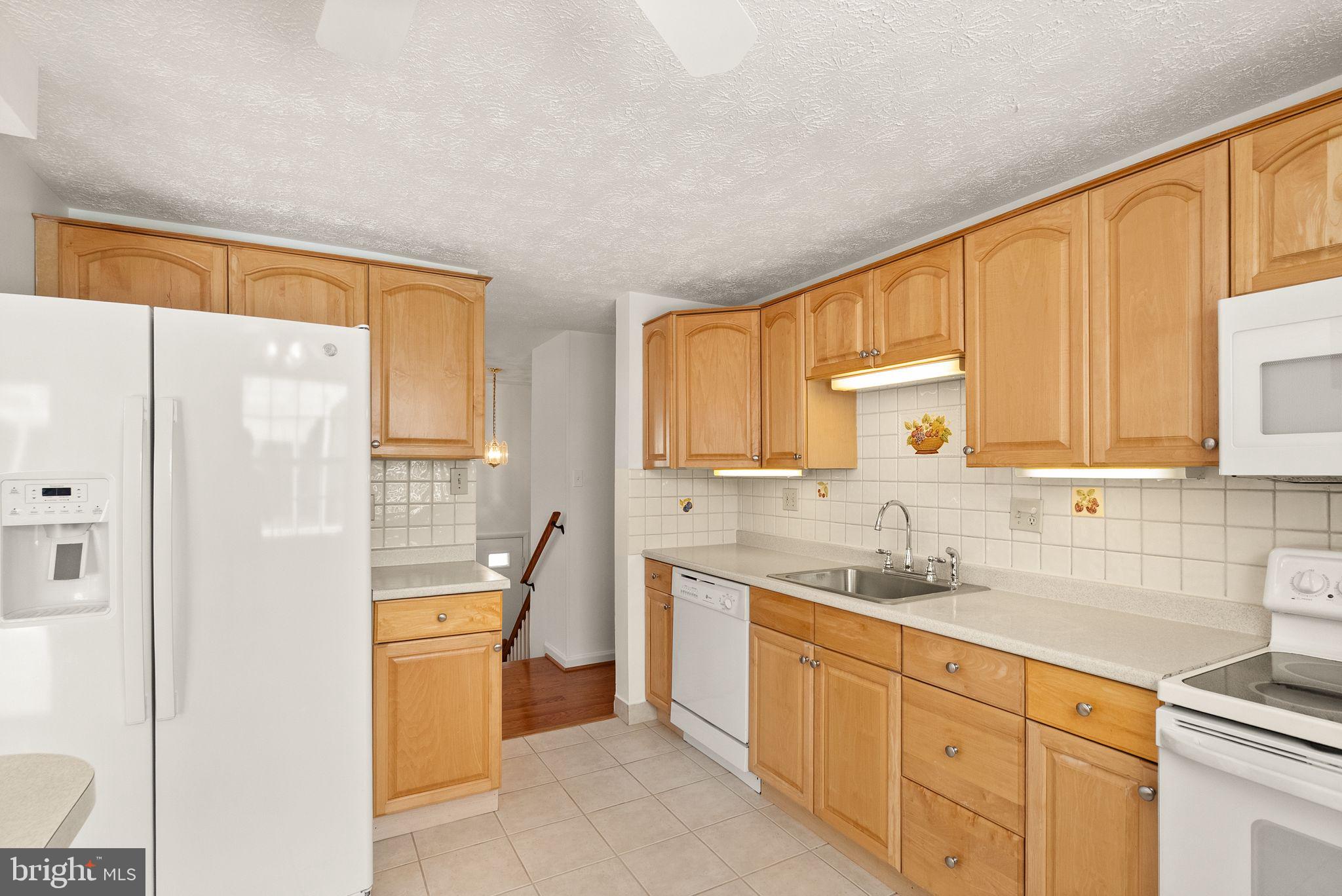 CARDINAL GLEN - Residential