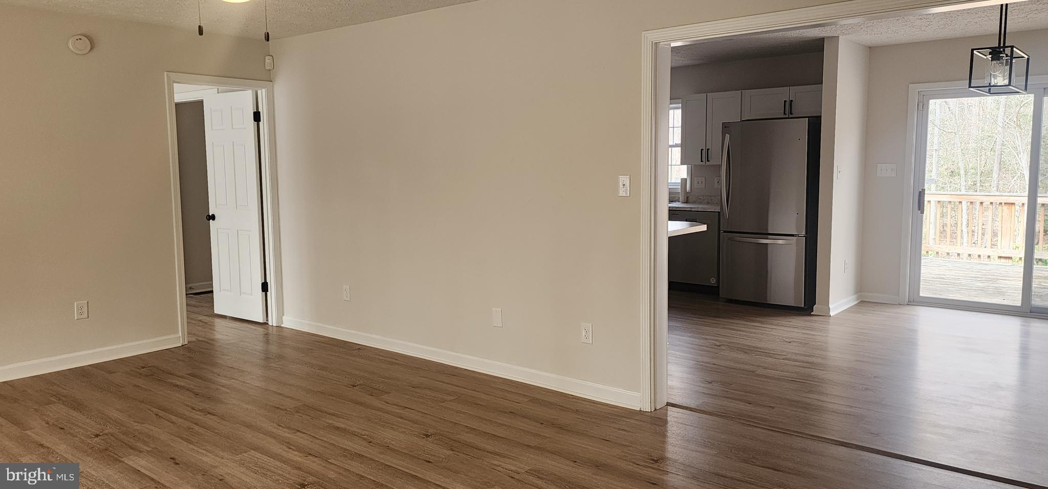 HARTLAKE ESTATES - Residential Lease