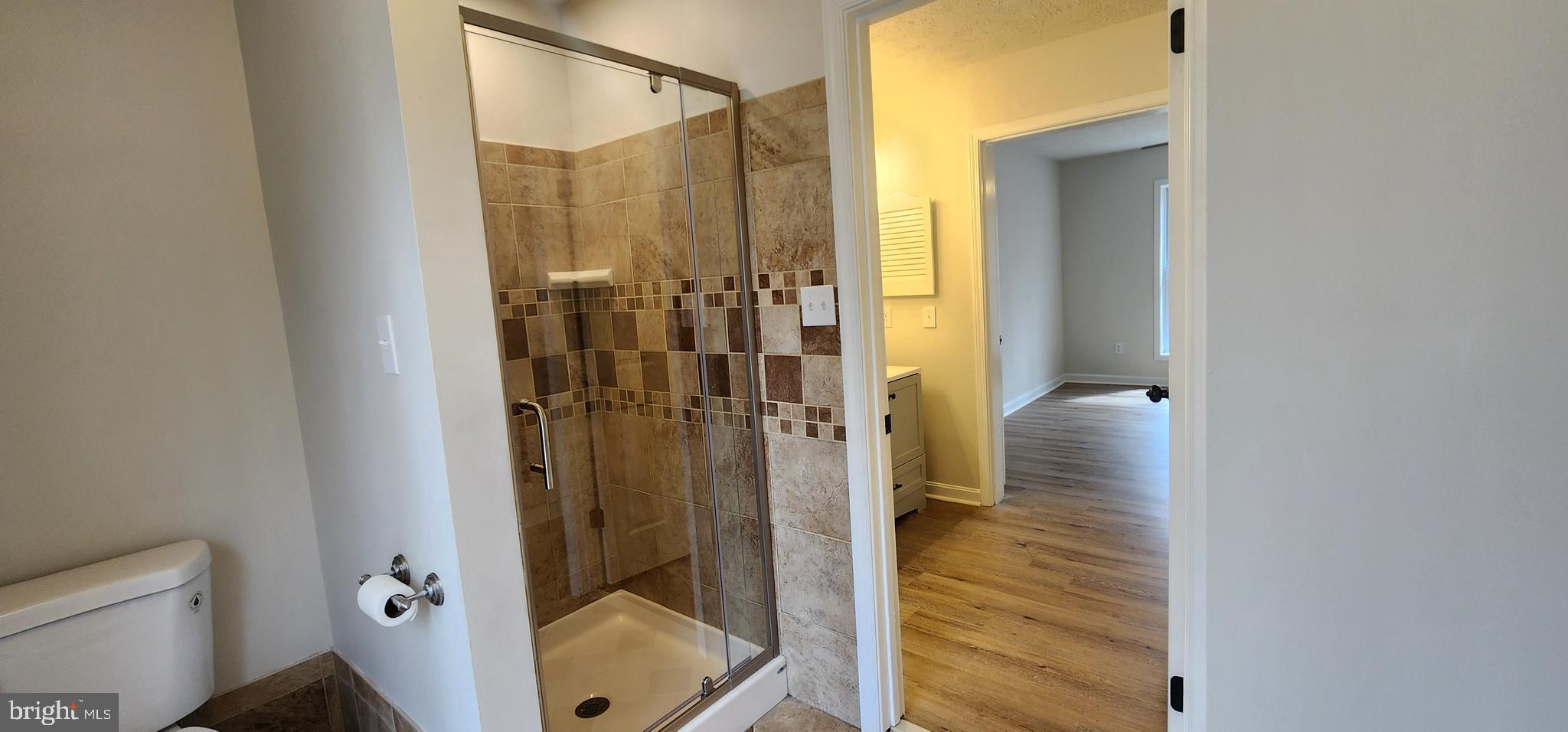 HARTLAKE ESTATES - Residential Lease