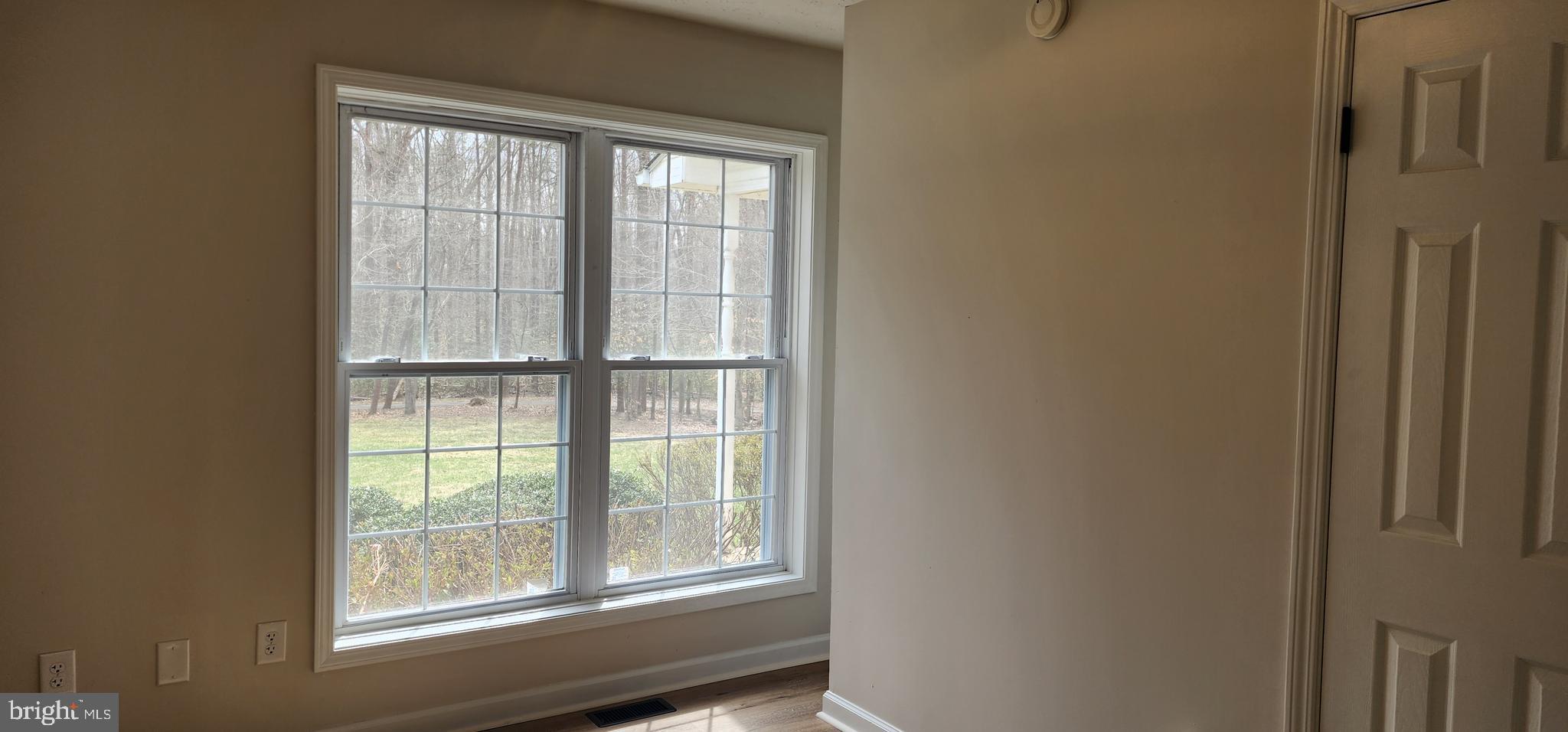 HARTLAKE ESTATES - Residential Lease