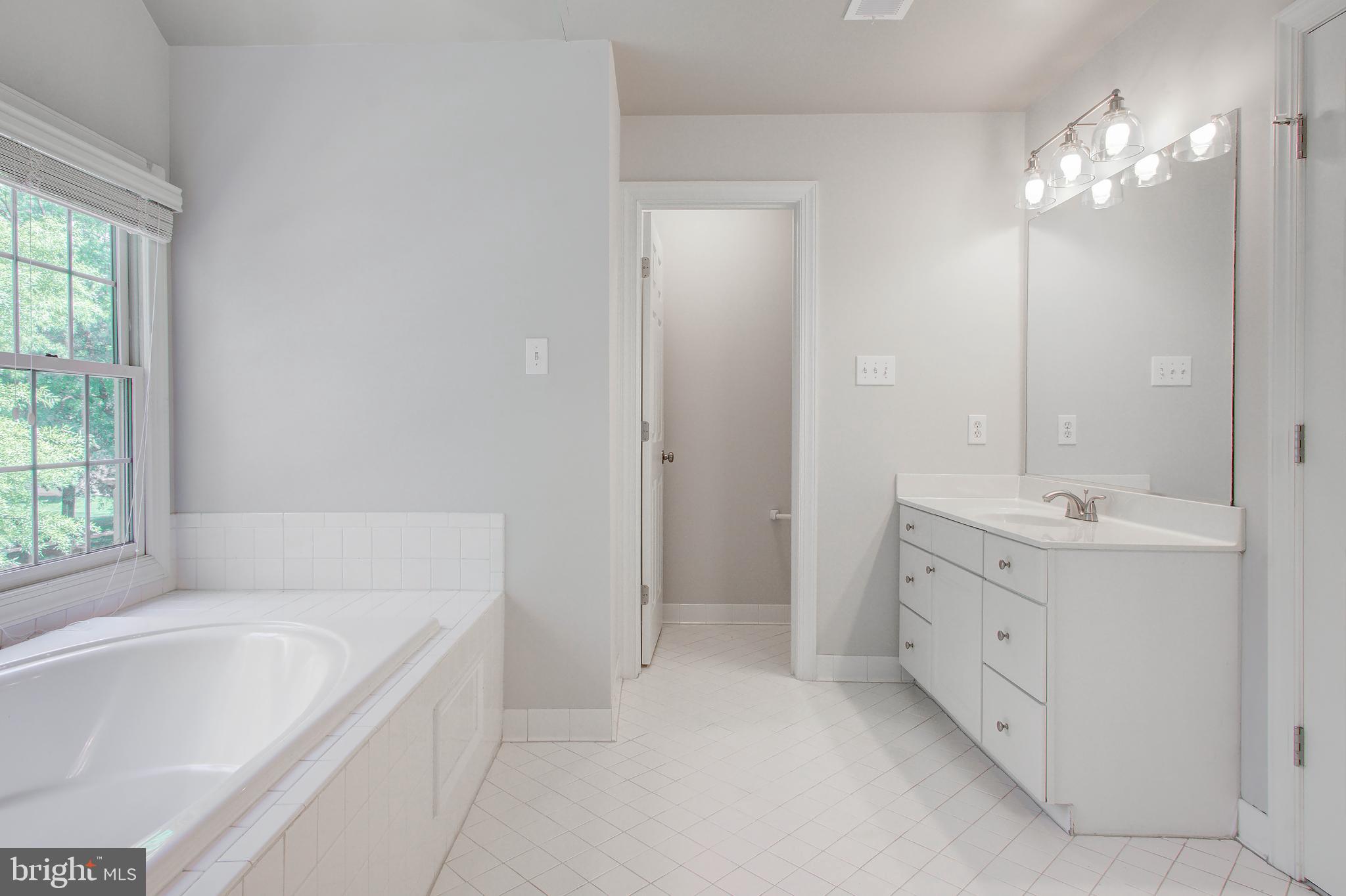 WILLOWS OF POTOMAC - Residential