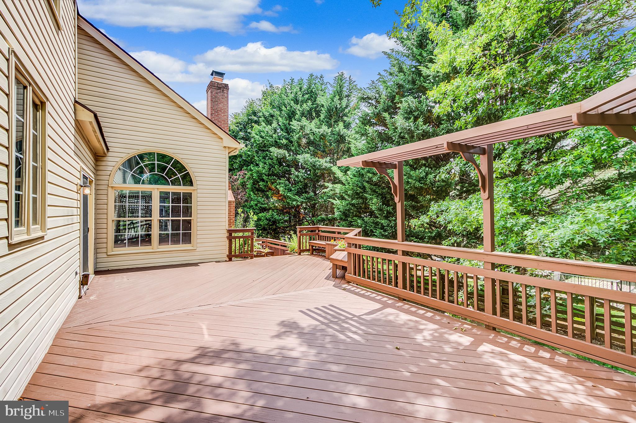 WILLOWS OF POTOMAC - Residential