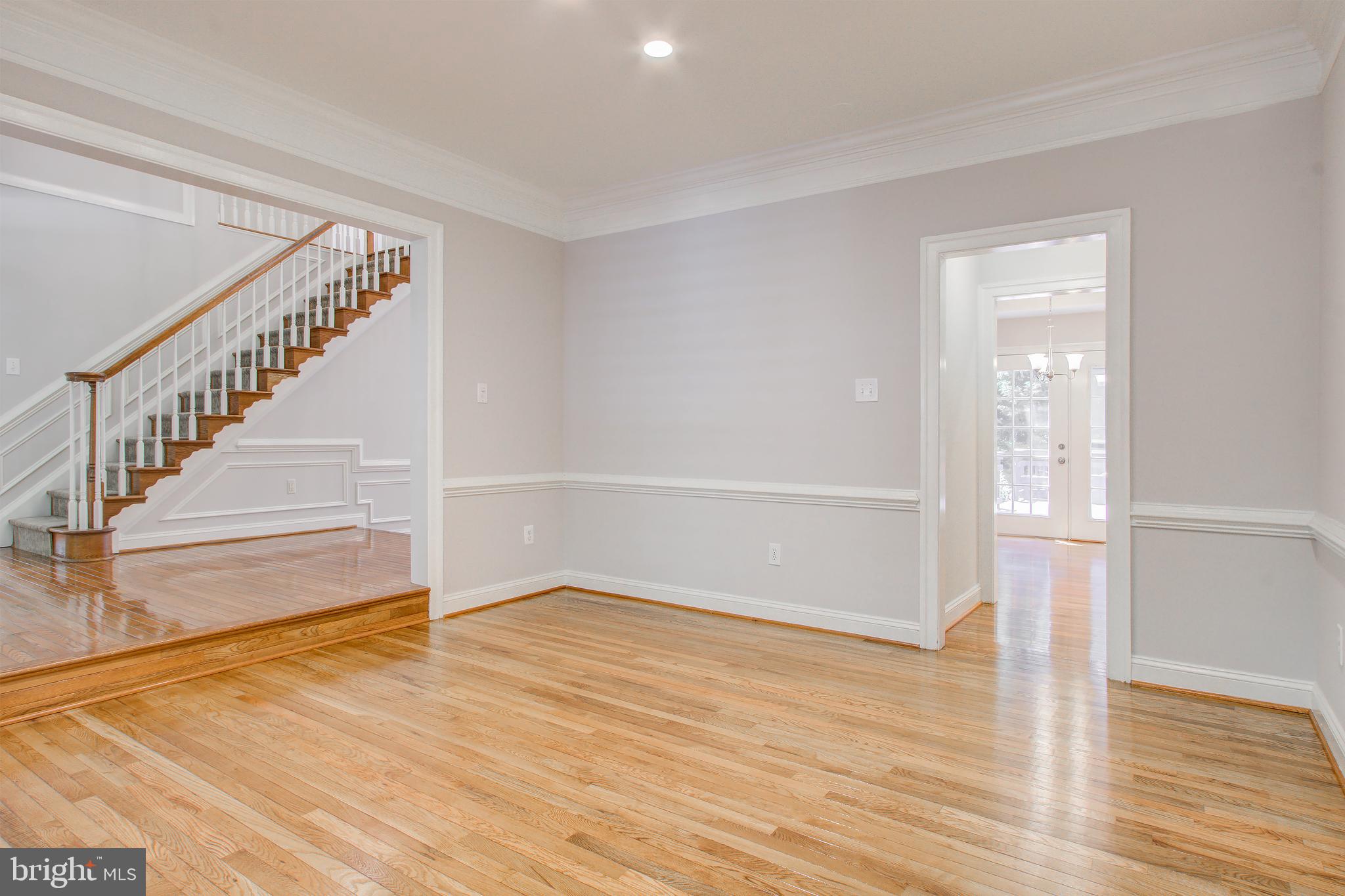 WILLOWS OF POTOMAC - Residential