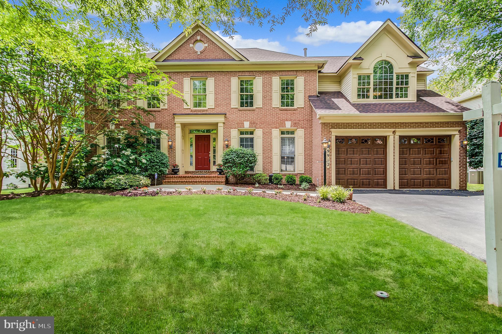 WILLOWS OF POTOMAC - Residential