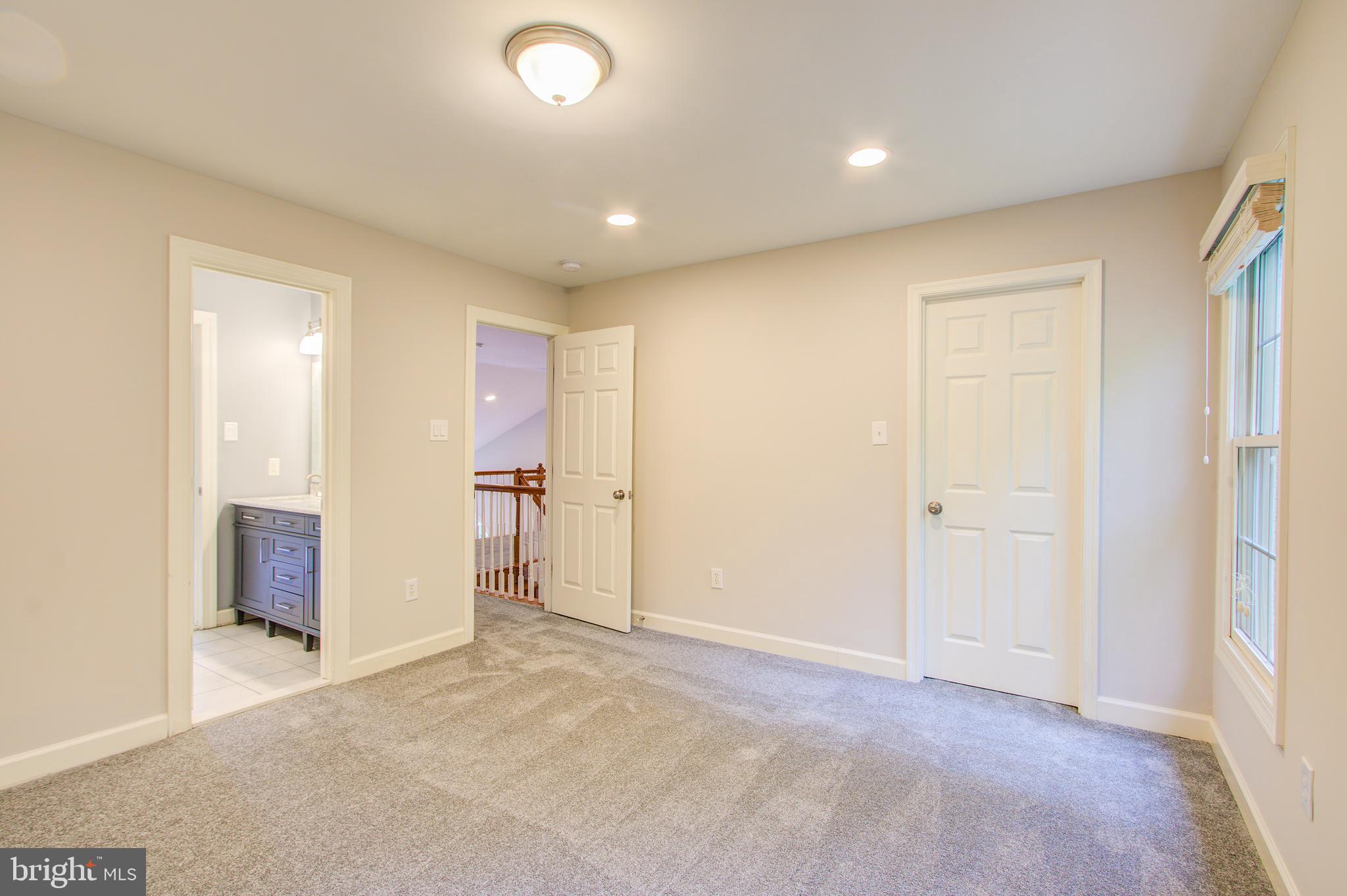 WILLOWS OF POTOMAC - Residential