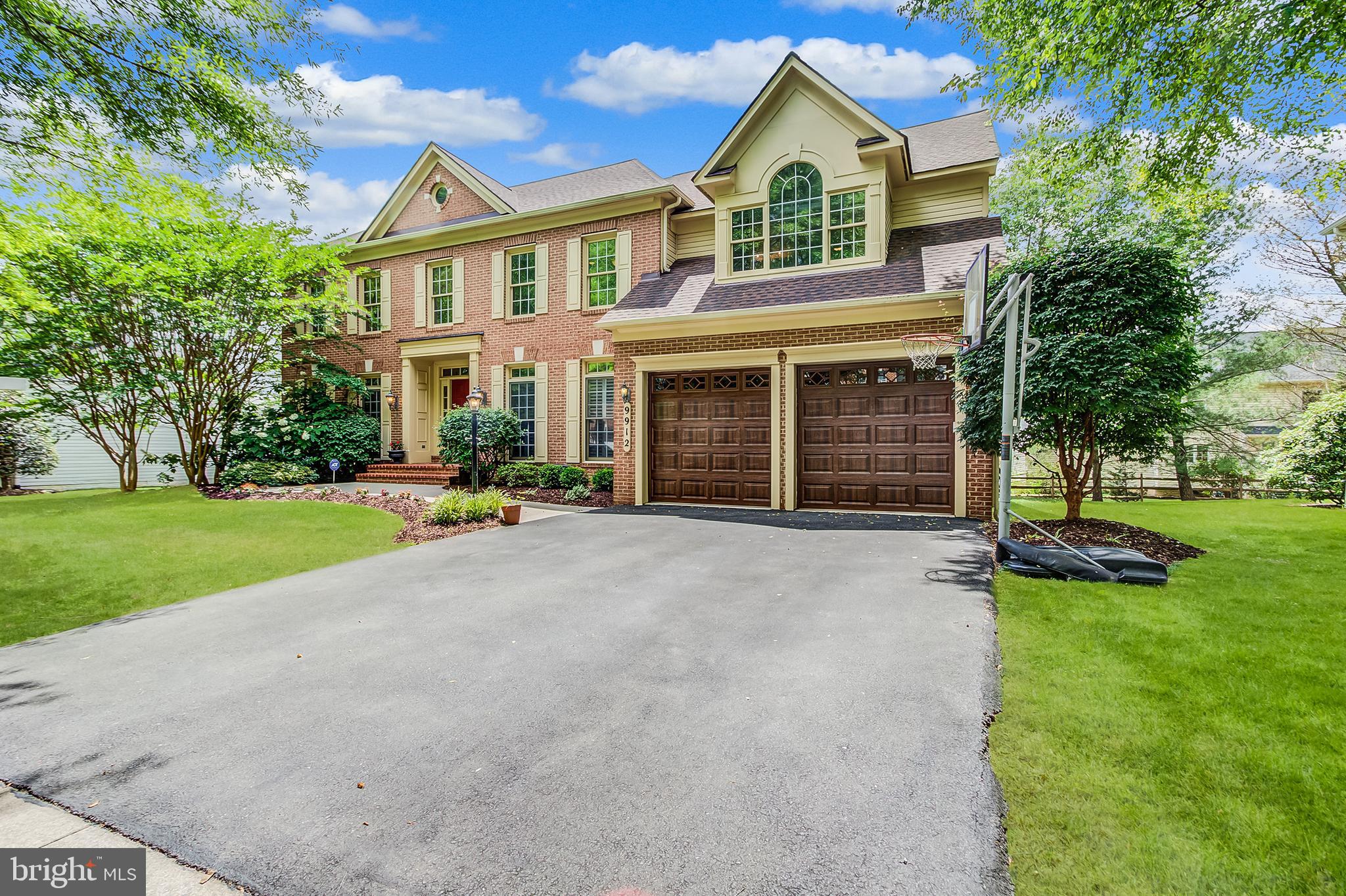WILLOWS OF POTOMAC - Residential