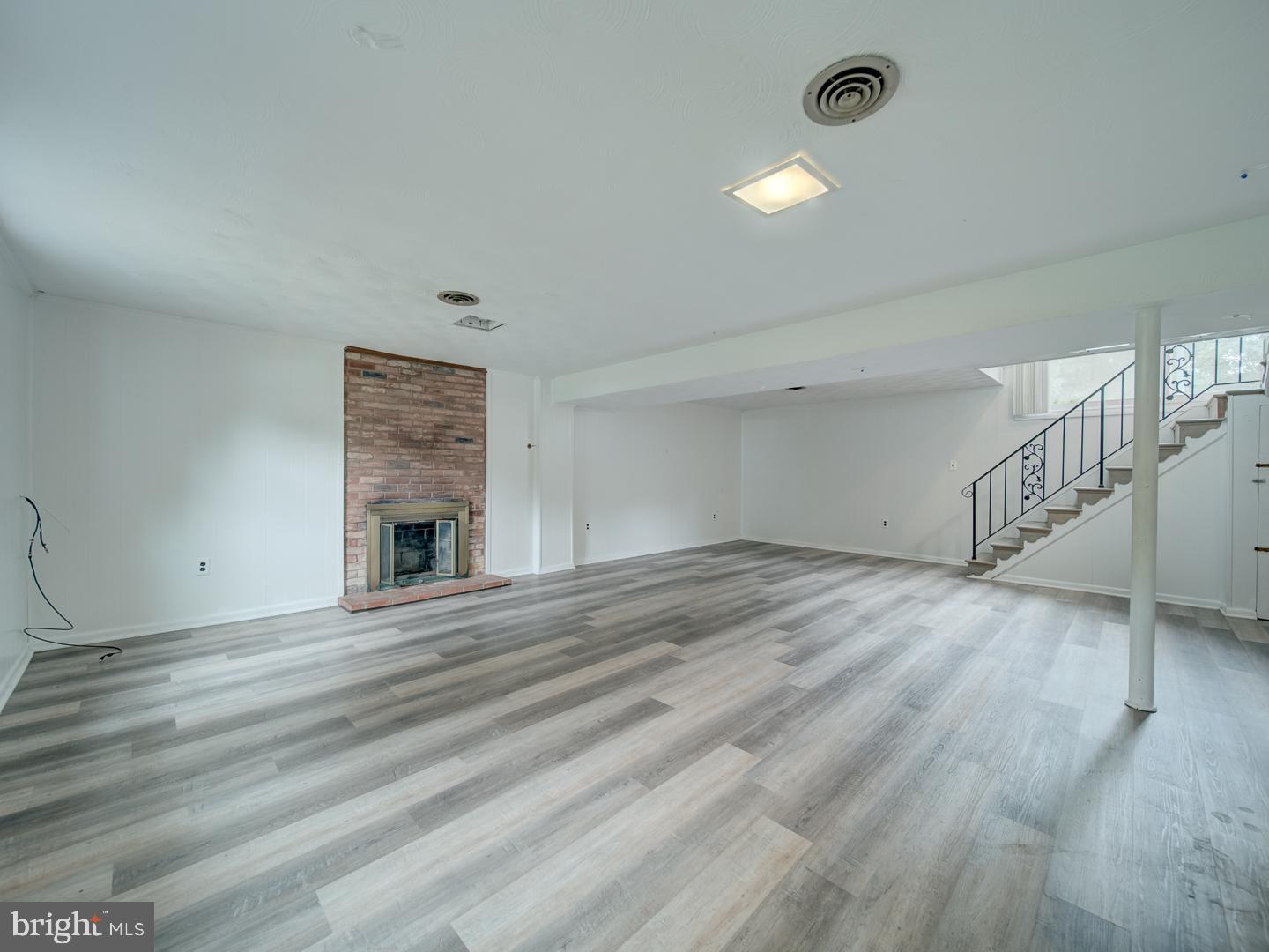 BRIANWOODS - Residential