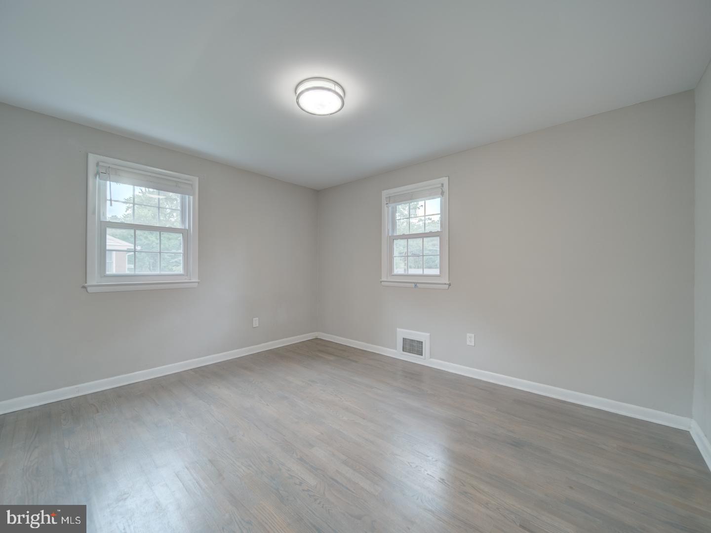 BRIANWOODS - Residential