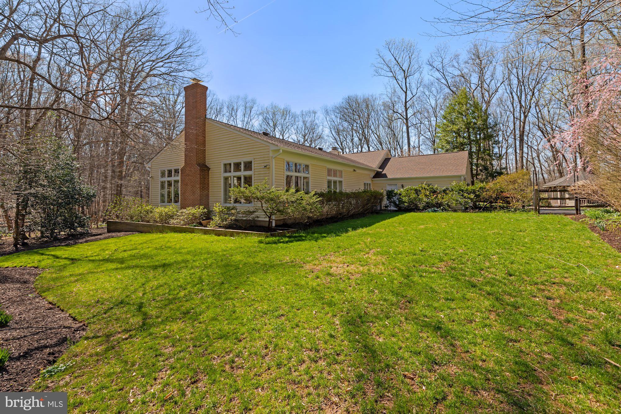 POTOMAC FALLS - Residential