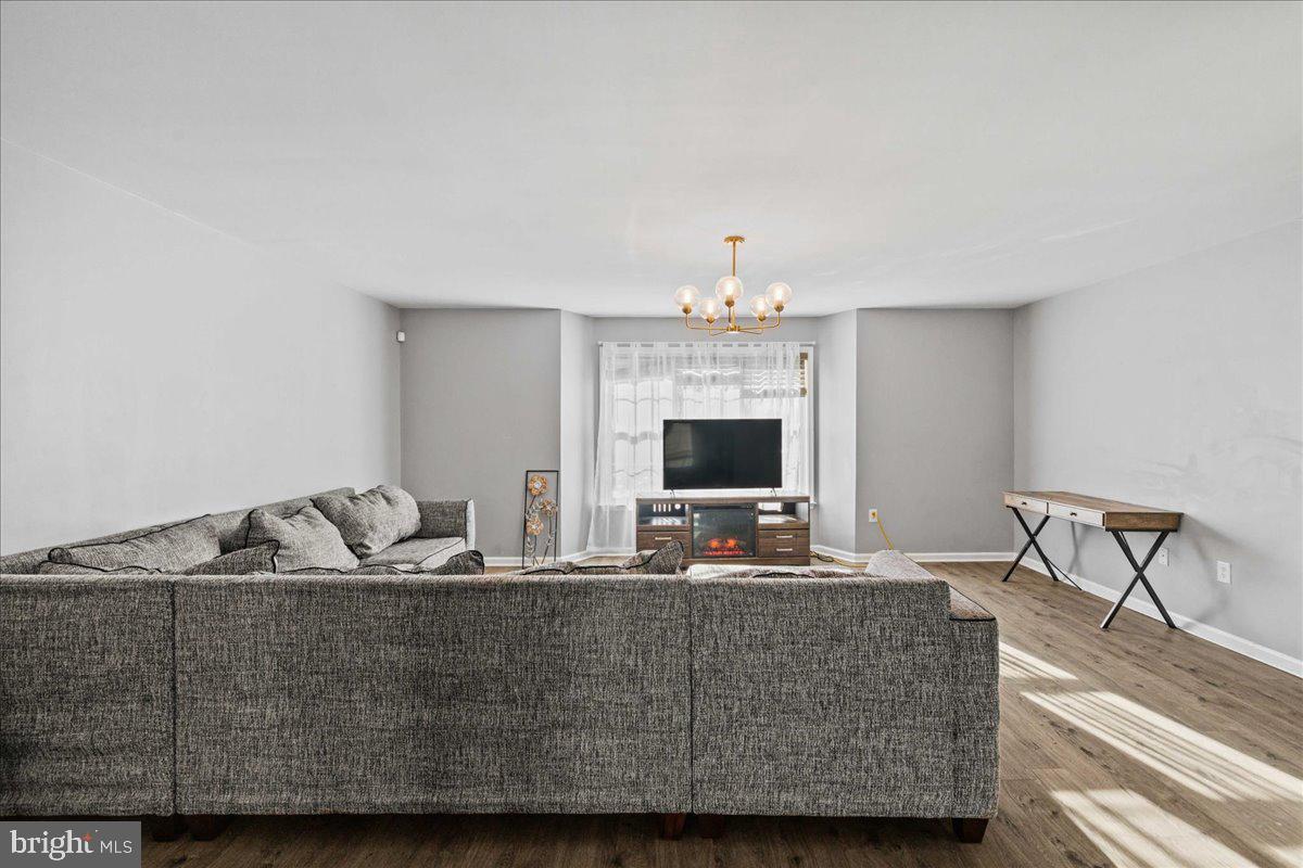 TOWNES OF INWOOD - Residential