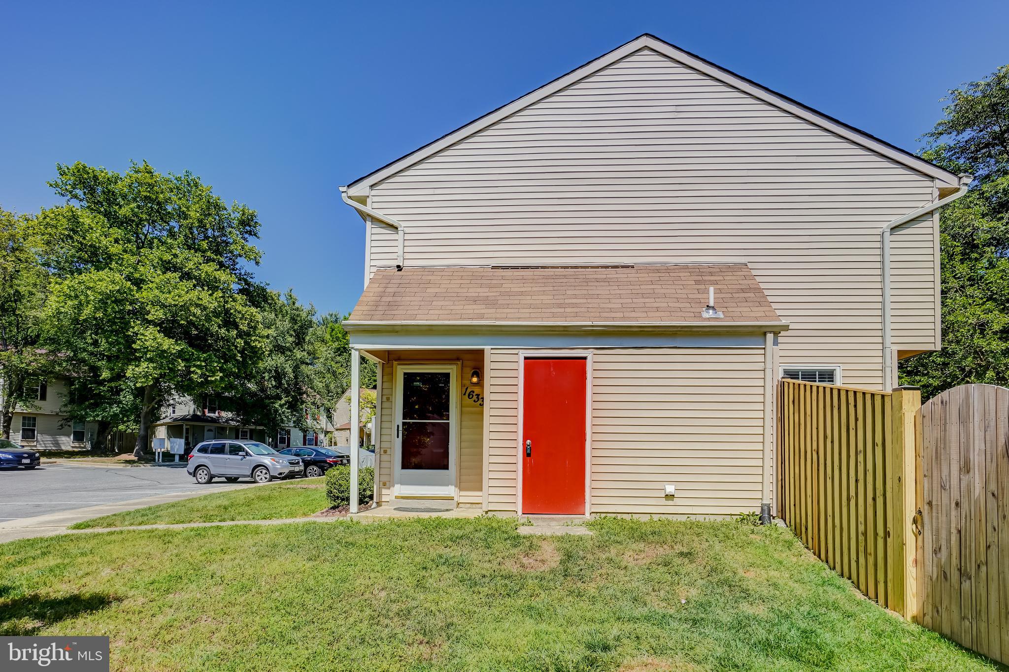 RIDGEVIEW ESTATES ADDITION - Residential Lease