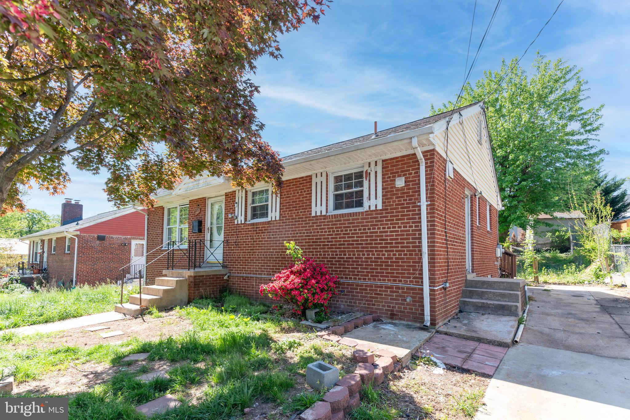 ADELPHI - Residential