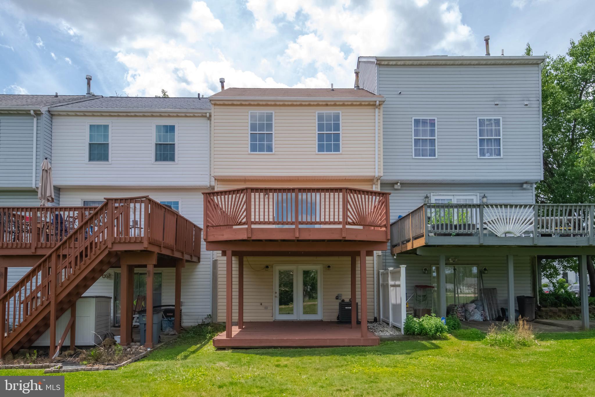 GRACE HARBOUR - Residential