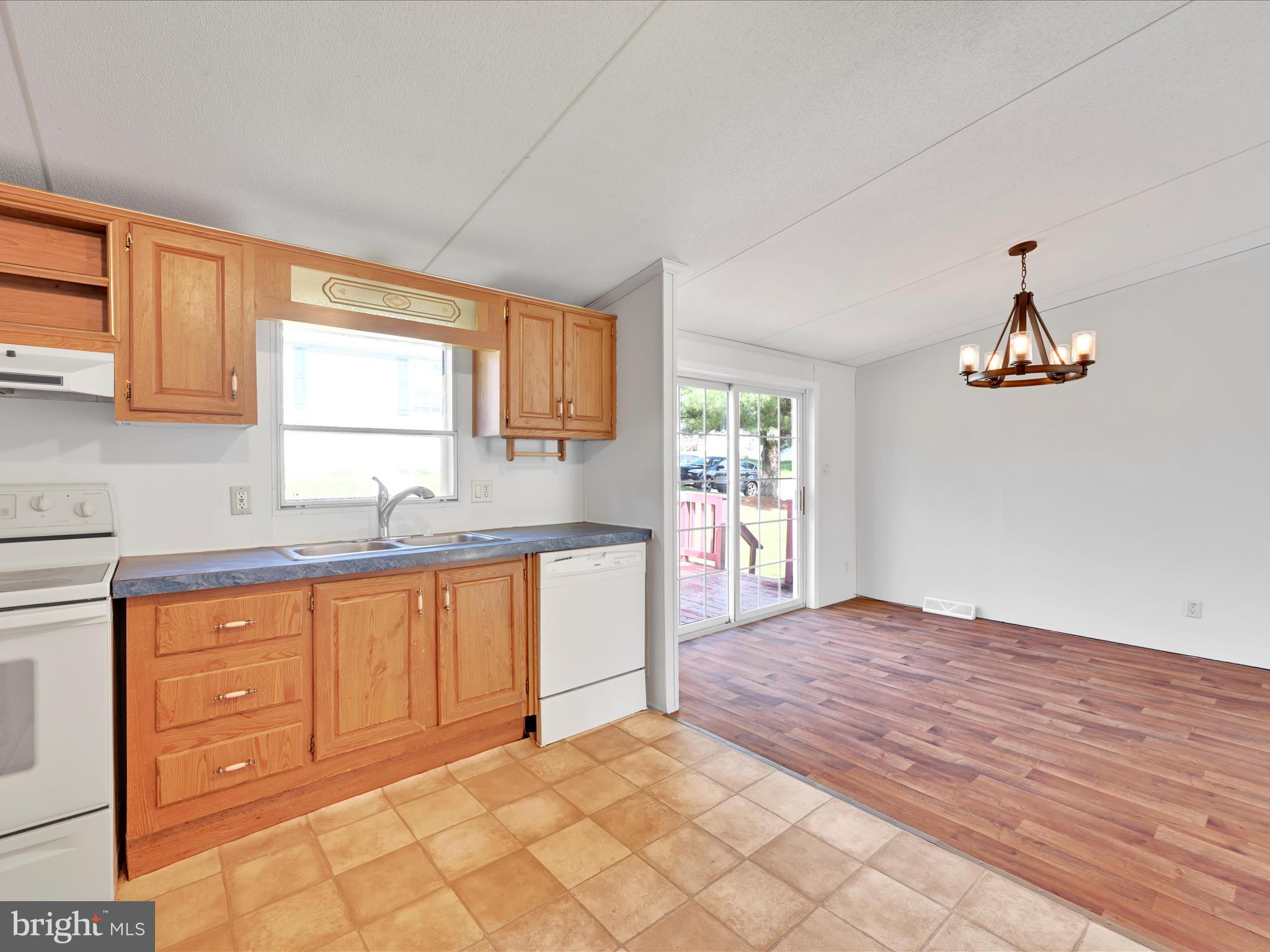 NEWBERRY FARMS - Residential