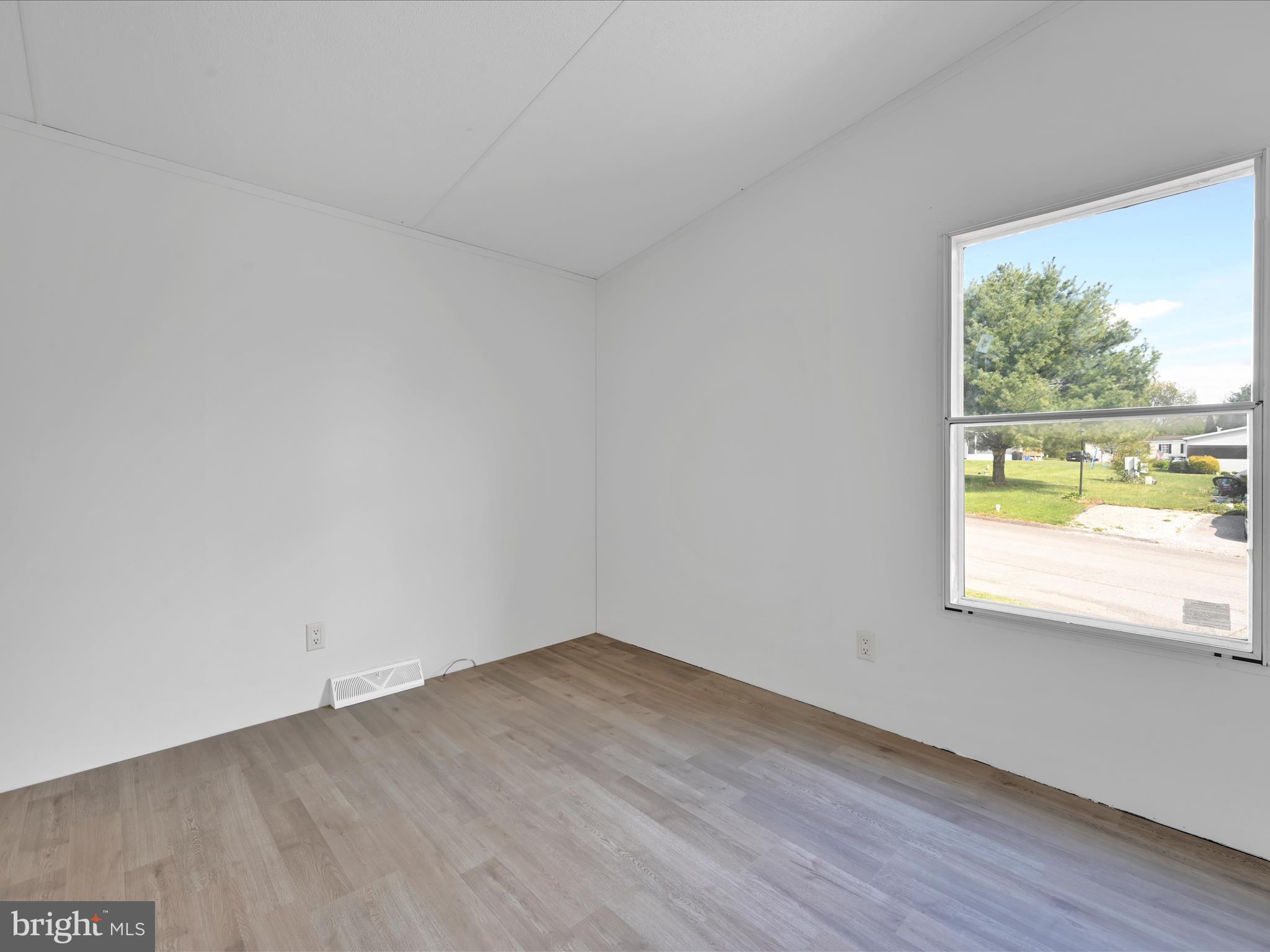 NEWBERRY FARMS - Residential