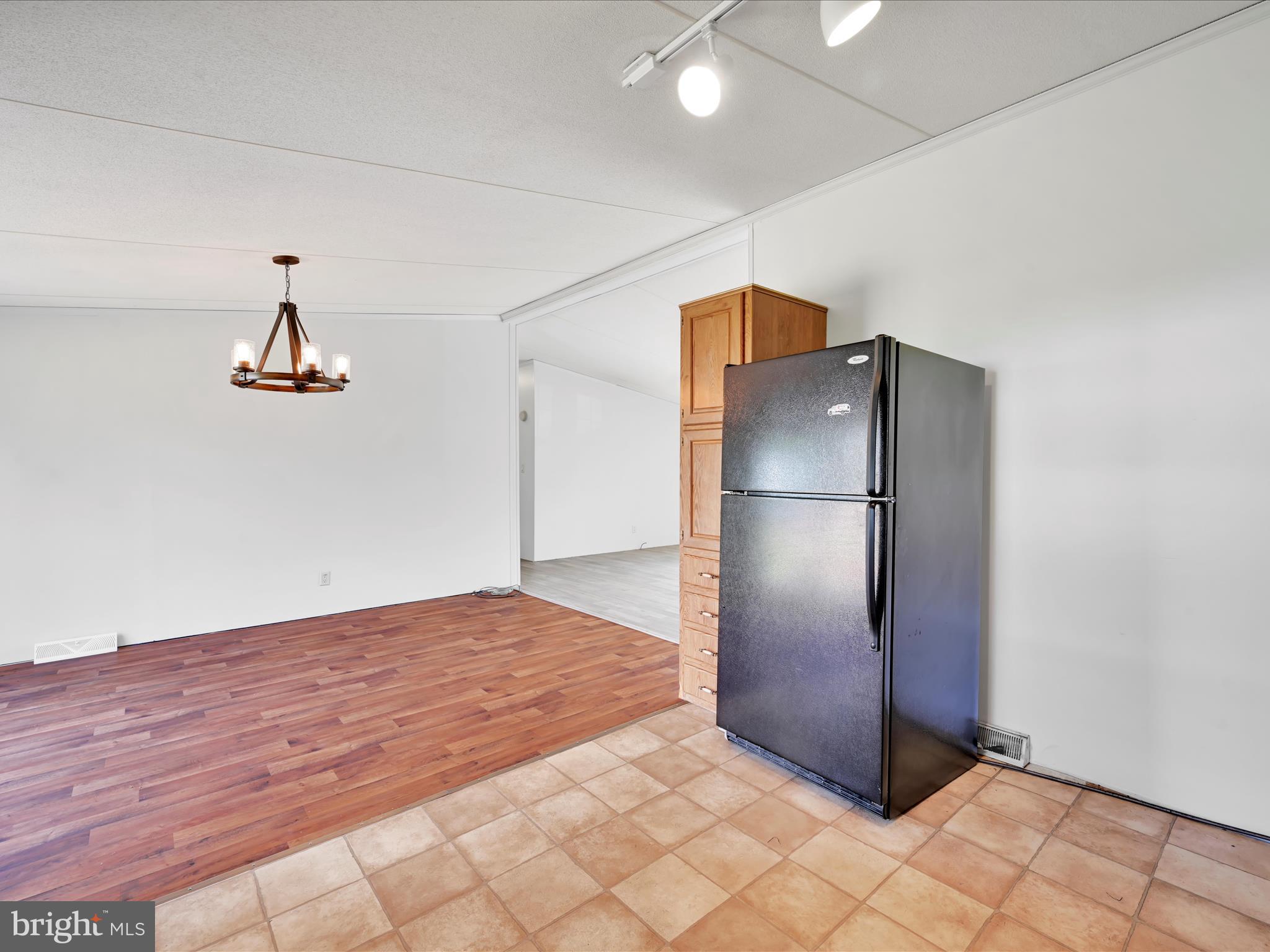 NEWBERRY FARMS - Residential