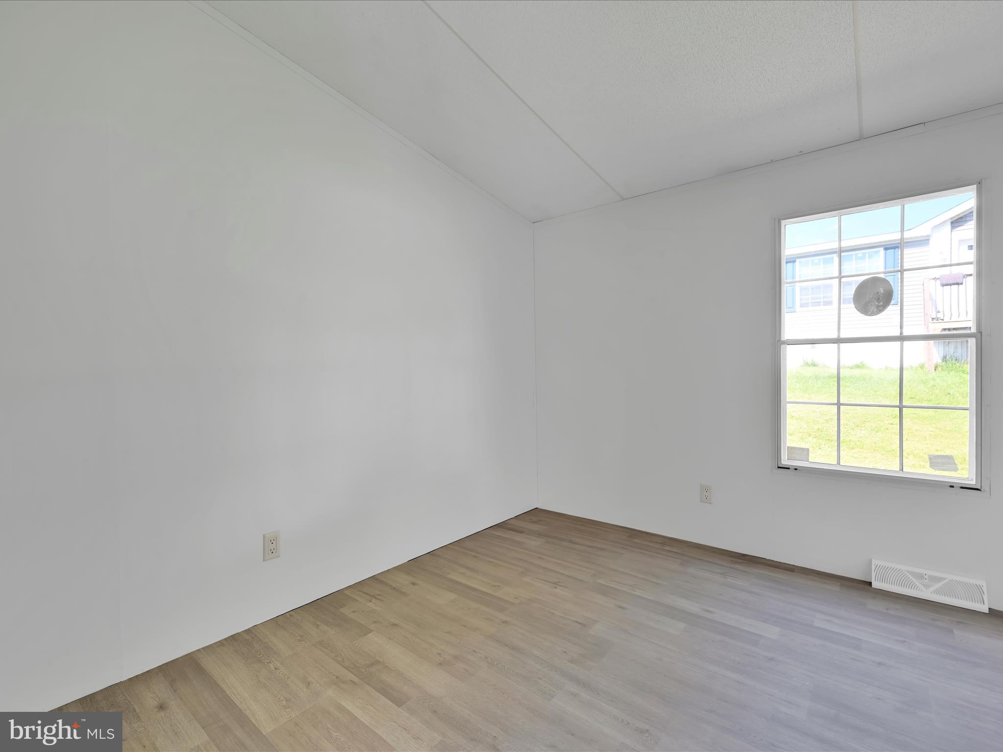 NEWBERRY FARMS - Residential